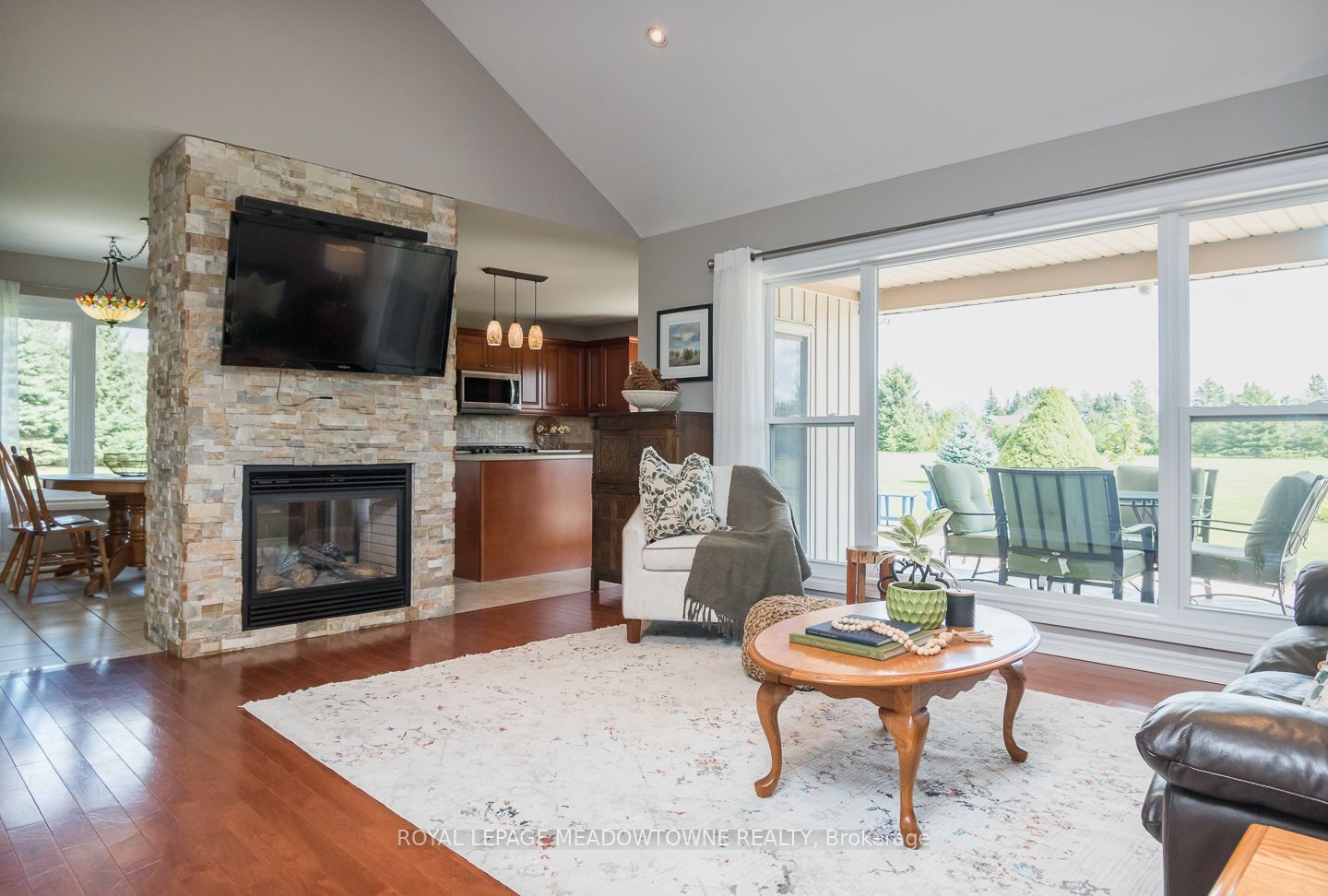 15 Mount Haven Crescent Property Photo 8
