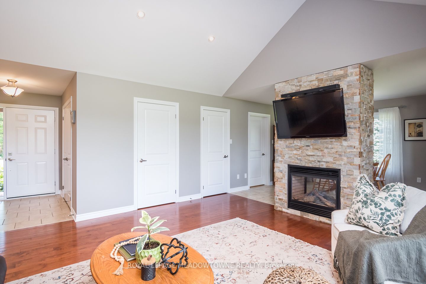 15 Mount Haven Crescent Property Photo 12