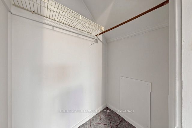 357 East 17th Street Property Photo 29