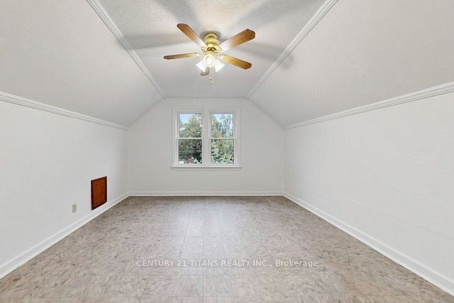 357 East 17th Street Property Photo 31
