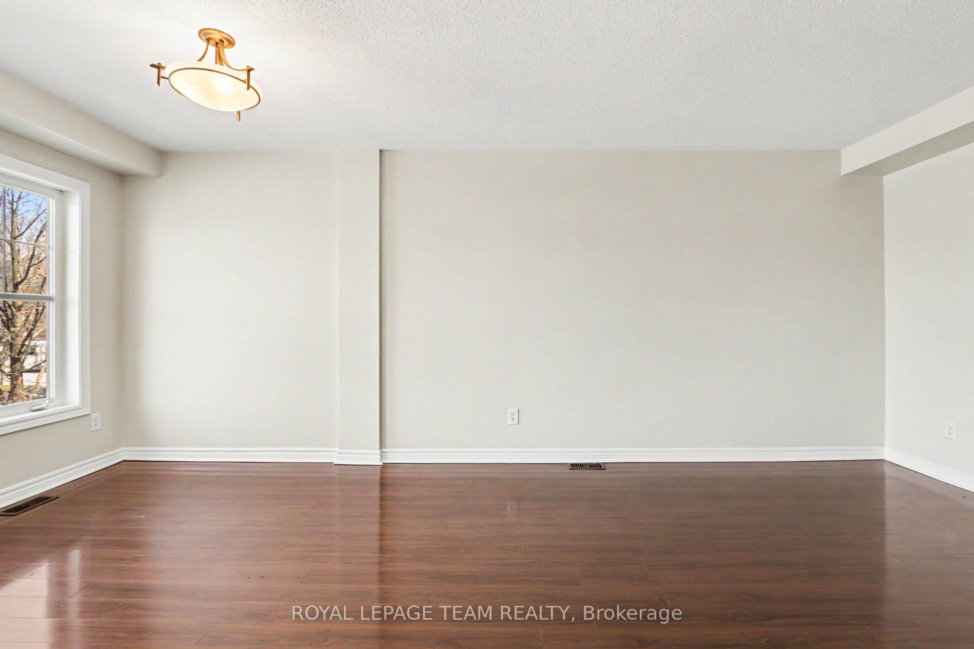 2100 Madrid Avenue Property Photo 8