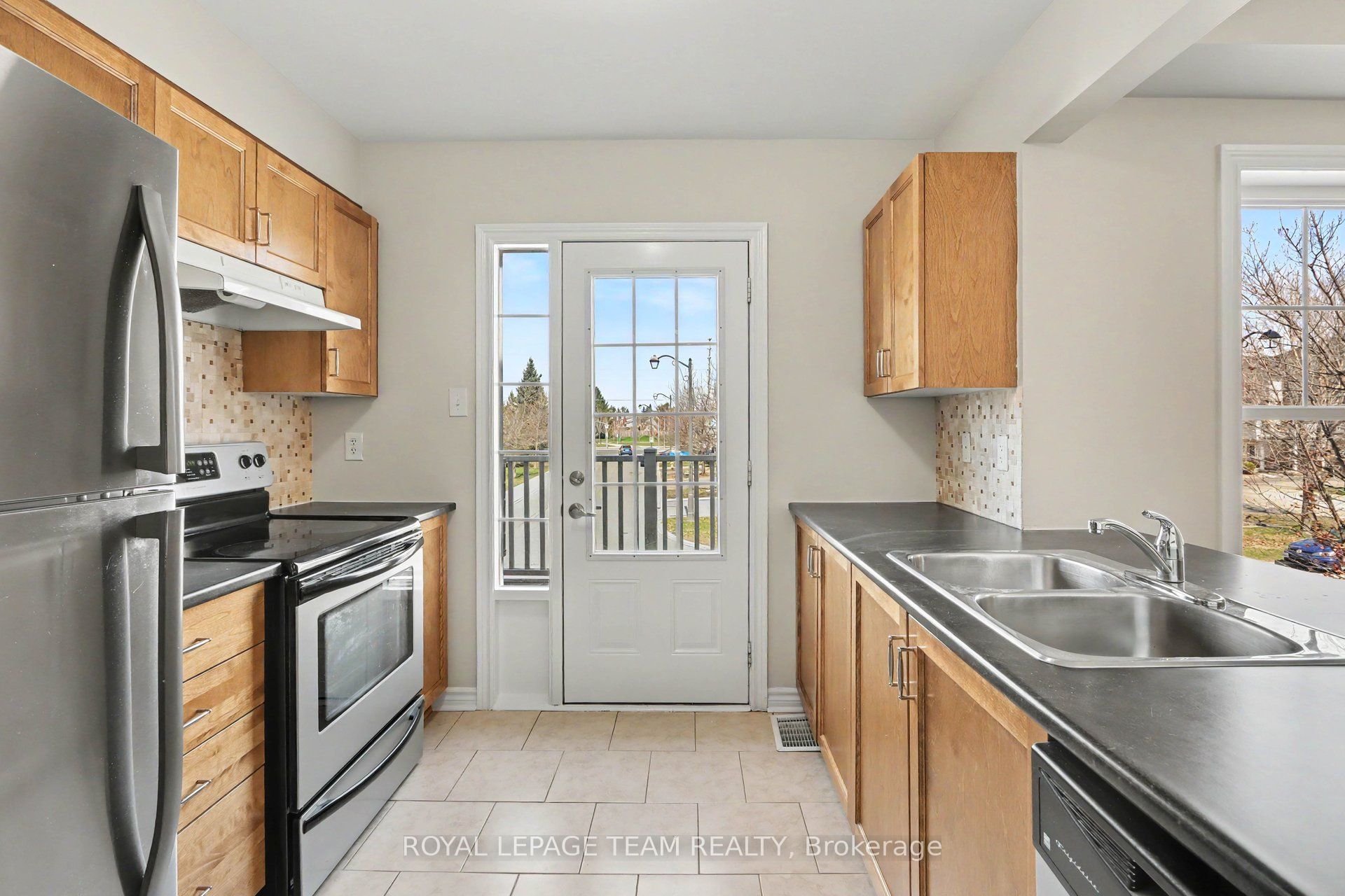 2100 Madrid Avenue Property Photo 14