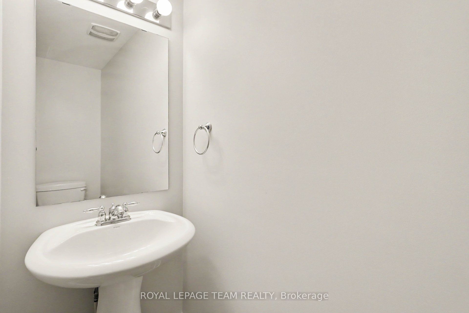2100 Madrid Avenue Property Photo 20