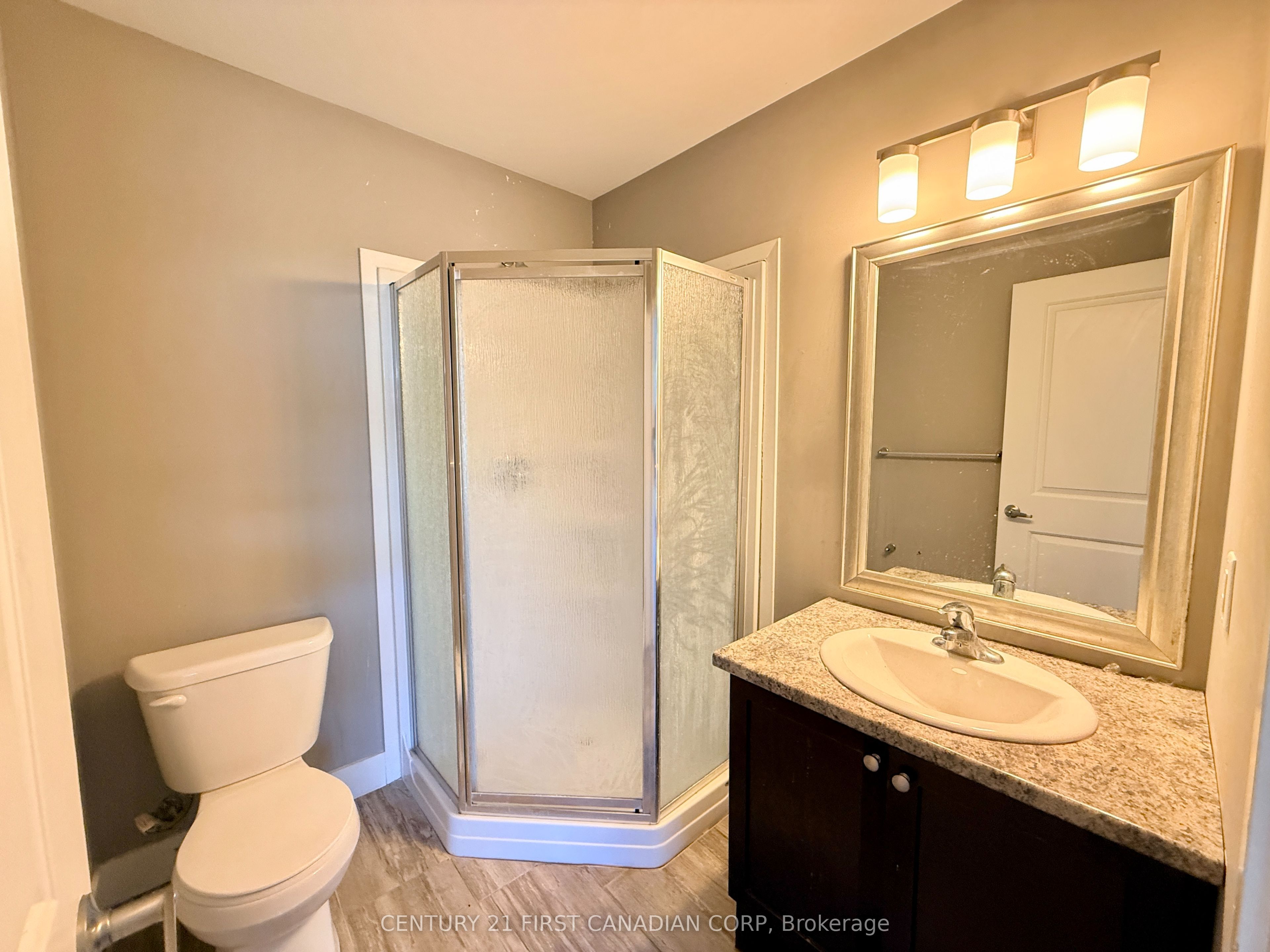 1960 Dalmagarry Road 208 Property Photo 4
