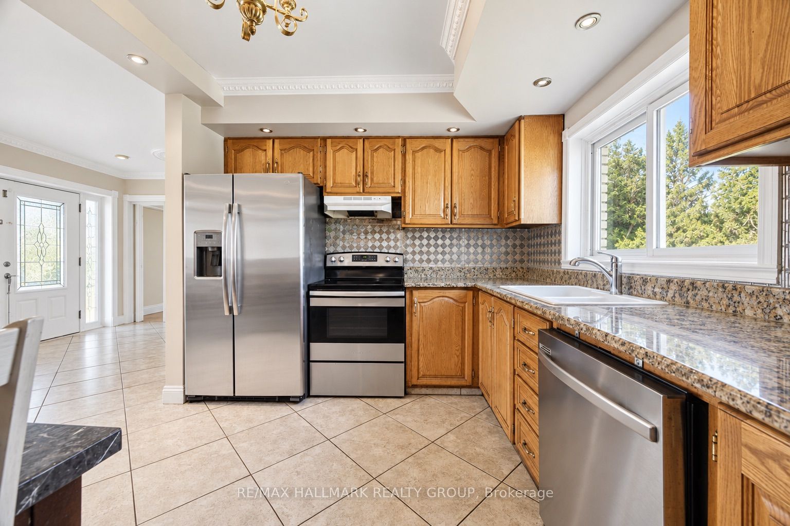 7099 Marco Street Property Photo 12