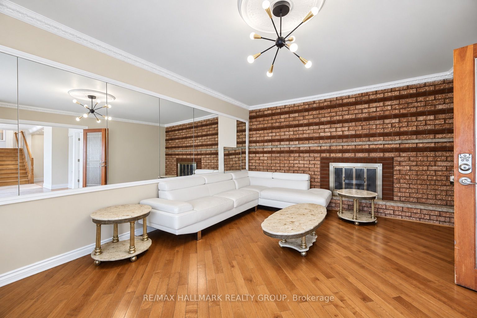 7099 Marco Street Property Photo 16