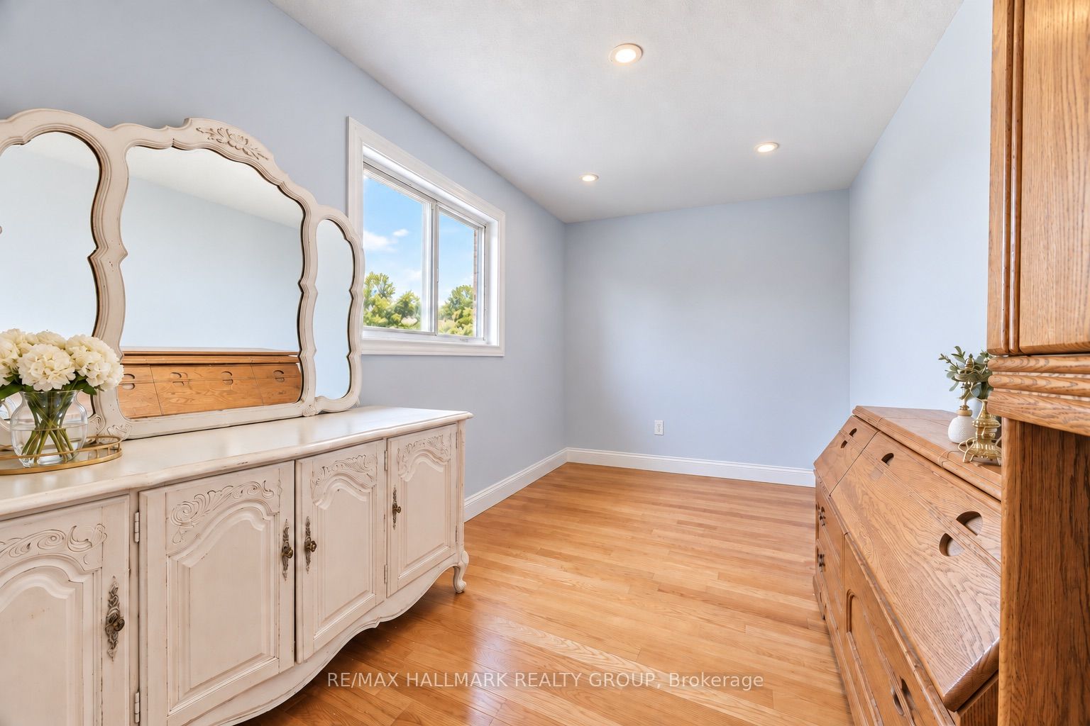 7099 Marco Street Property Photo 27