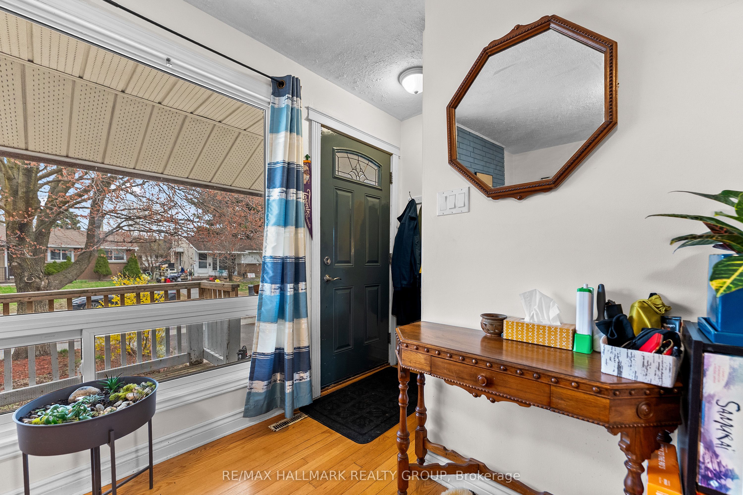 1318 Avenue Q Property Photo 3