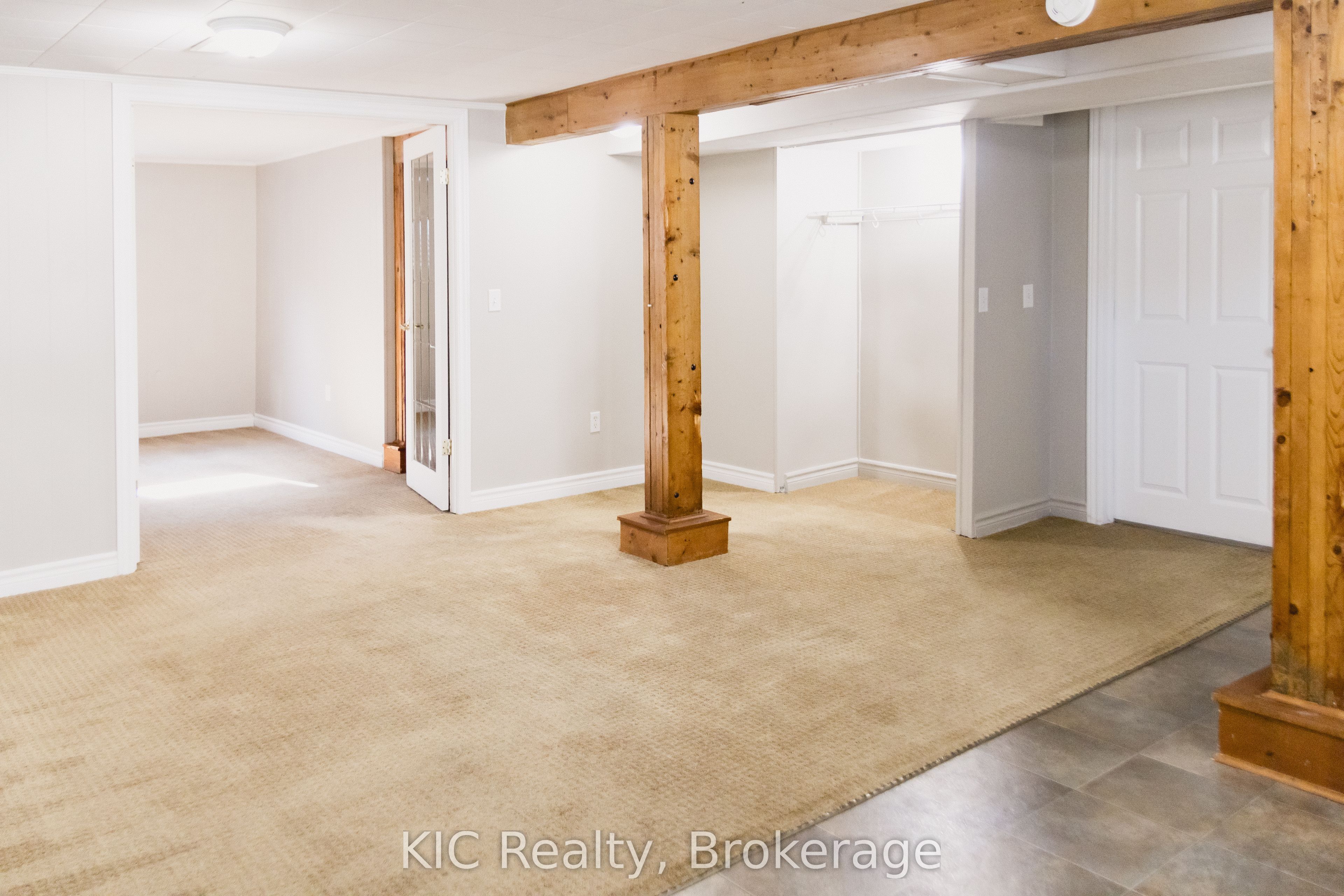 572 Shirley Street Property Photo 24