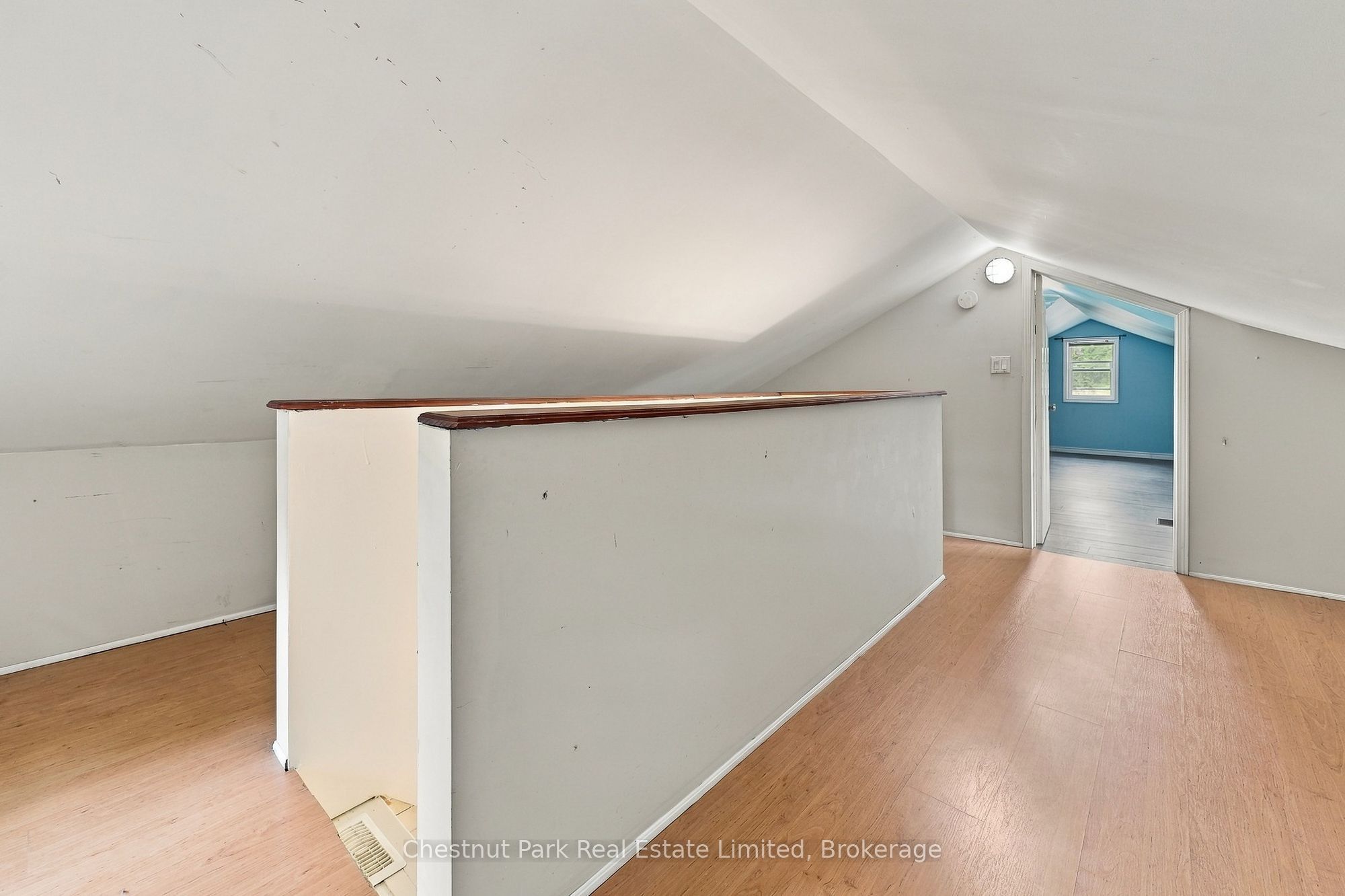 10 Northport Street Property Photo 24