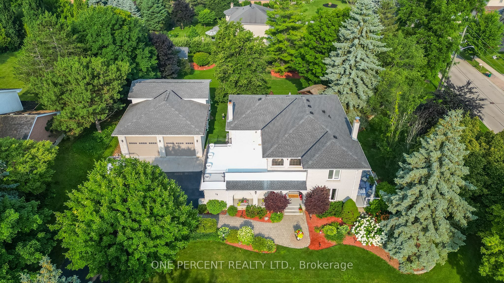 15 Marquette Drive Property Photo 2