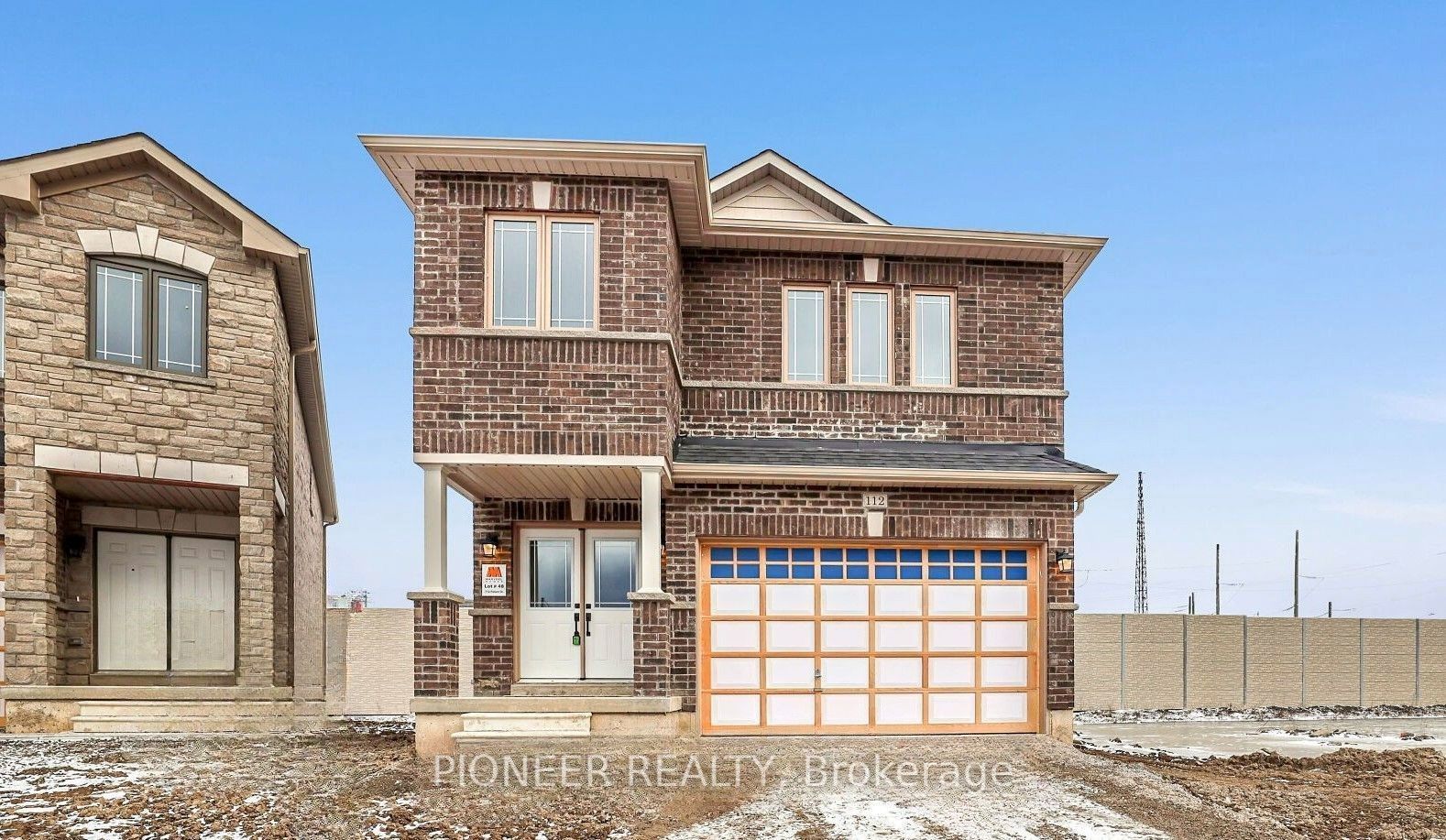 112 Palace Street Property Photo 1