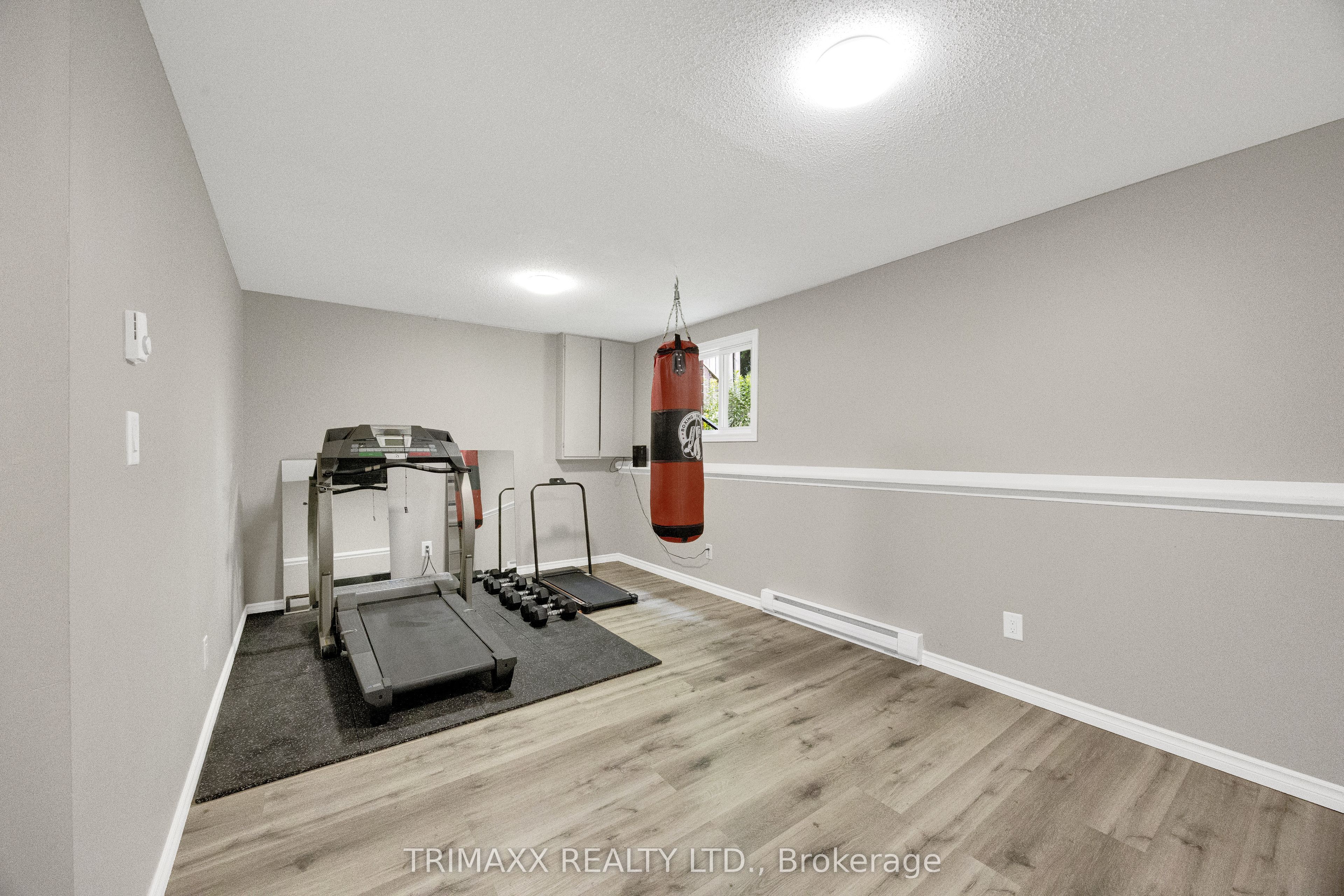 1855 Aldersbrook Road 35 Property Photo 6