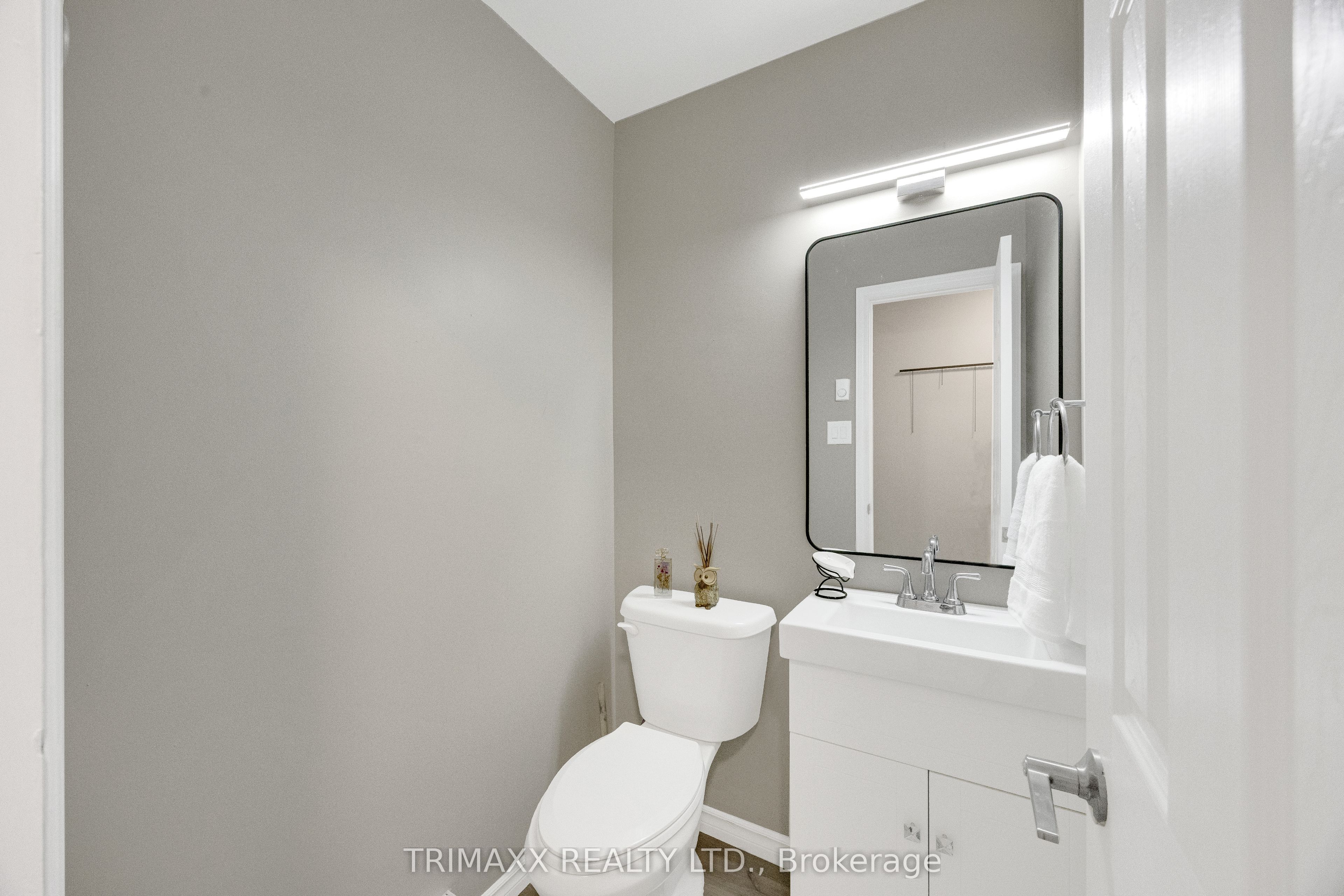 1855 Aldersbrook Road 35 Property Photo 9