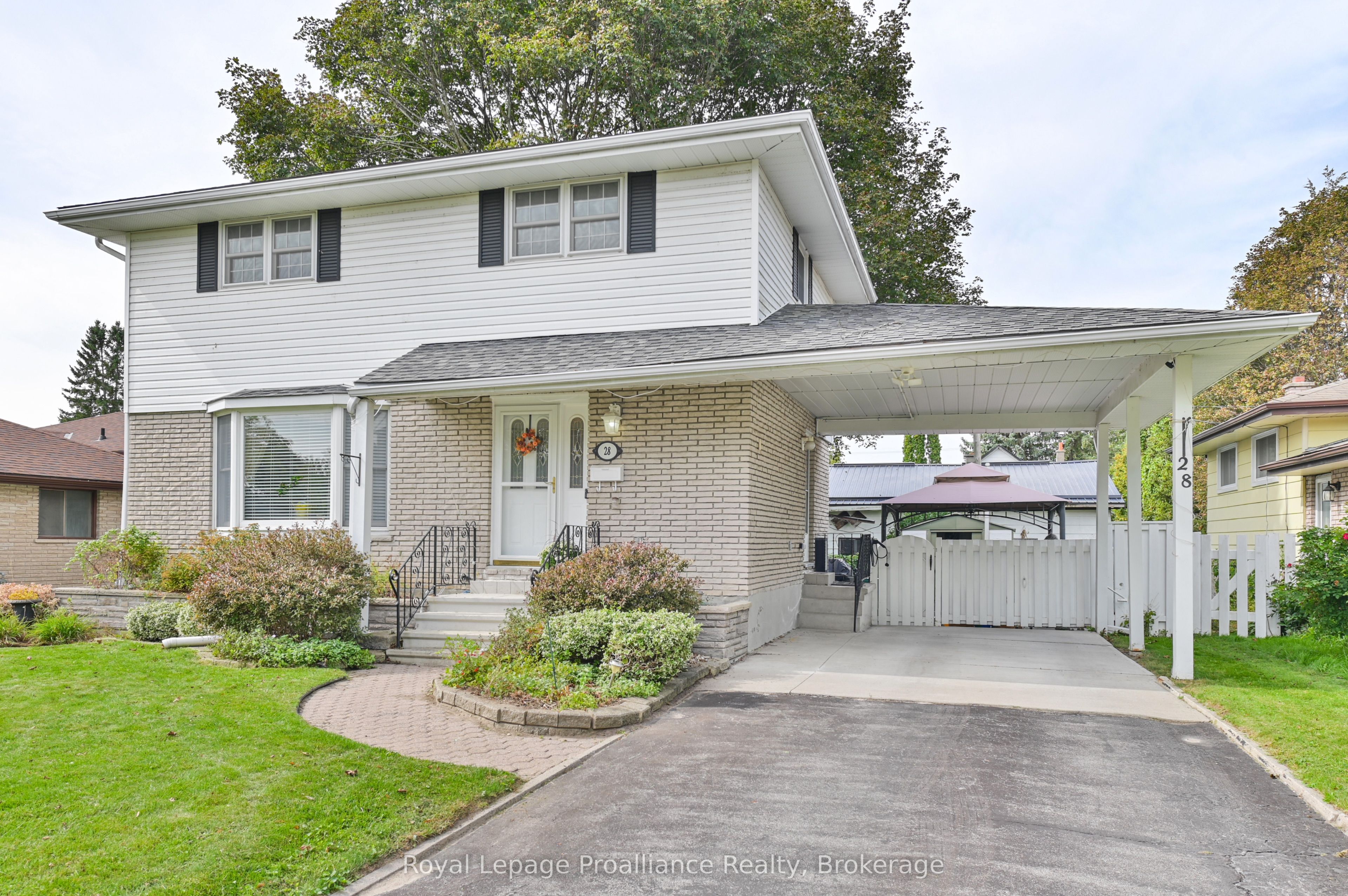 28 Shoniker Avenue