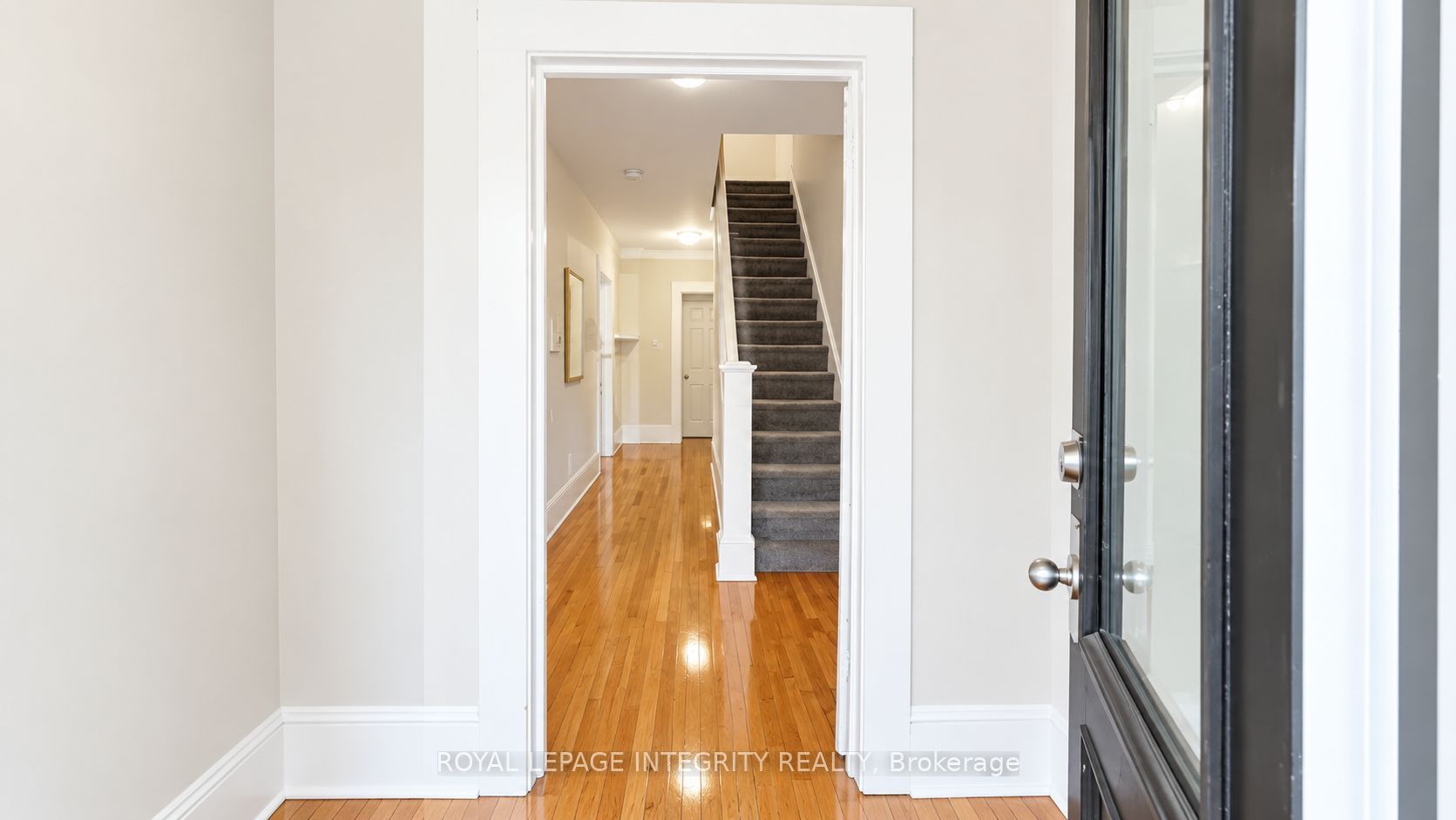 444 Gladstone Avenue Property Photo 6