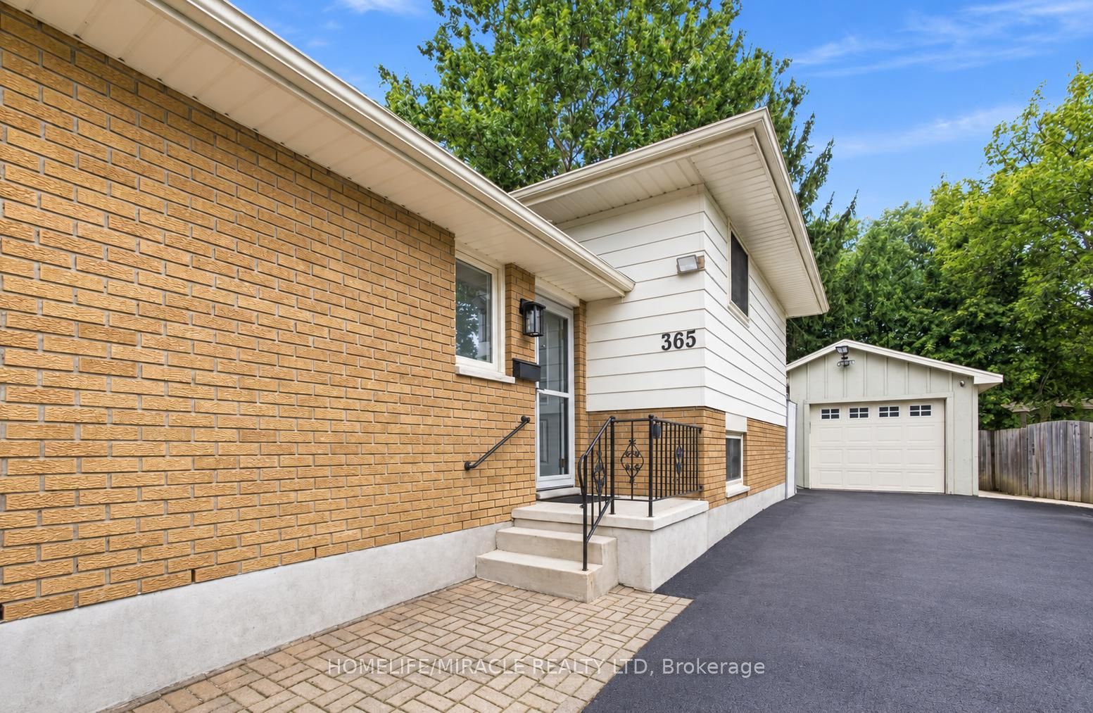 365 Blue Forest Drive Property Photo 2