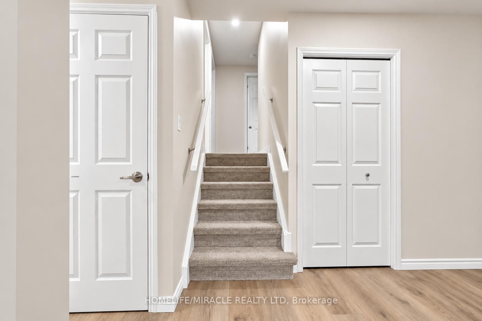 365 Blue Forest Drive Property Photo 12