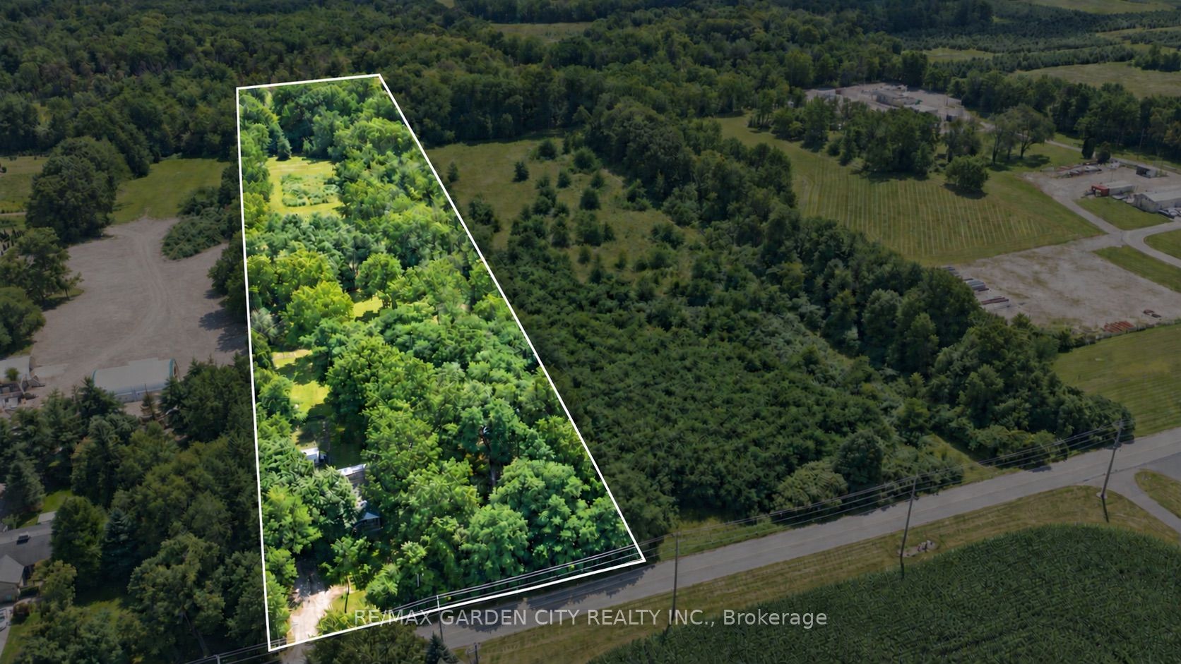 130 5th Con Road E Property Photo 2