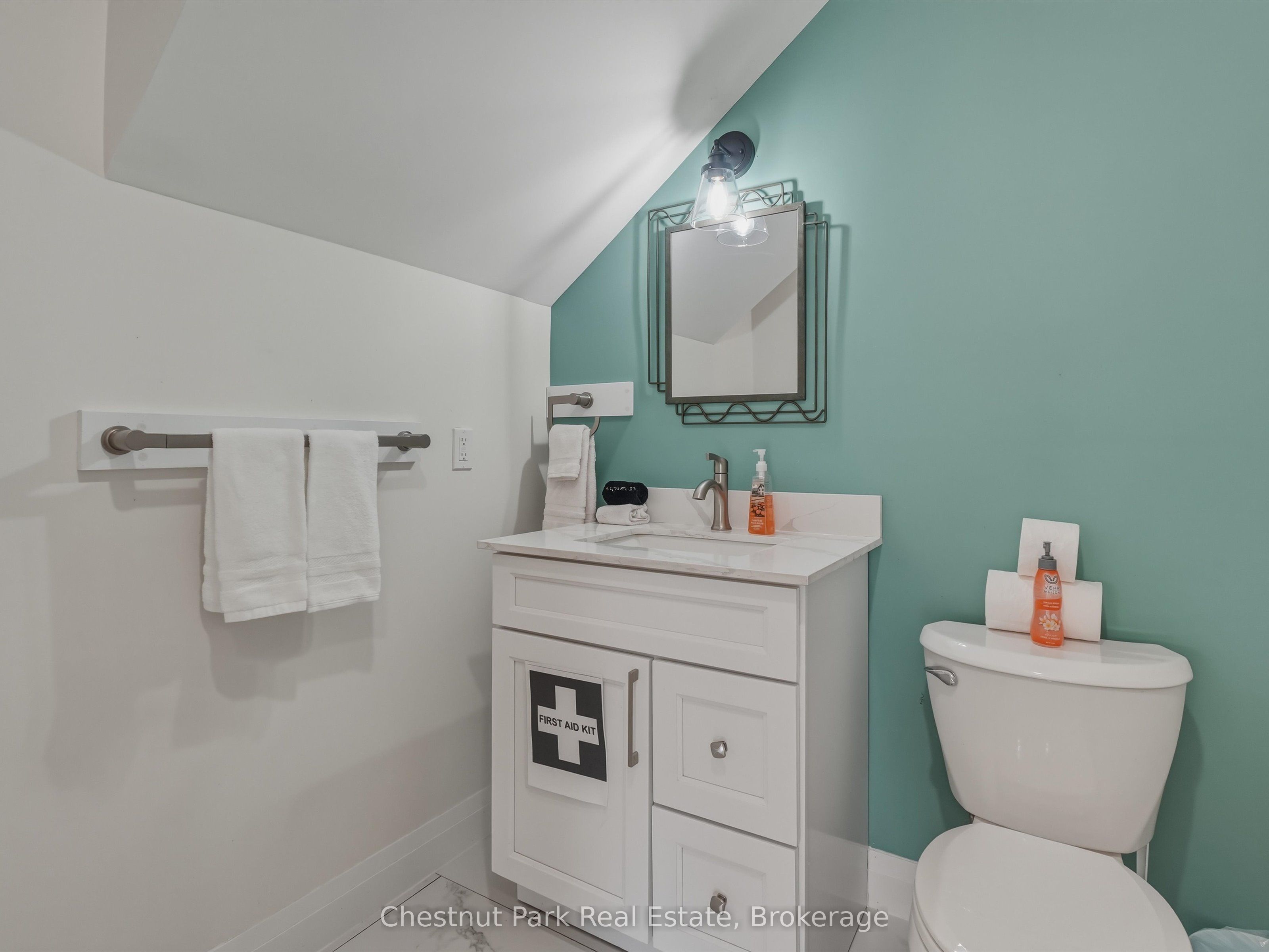 1013 Goodlife Lane Property Photo 11