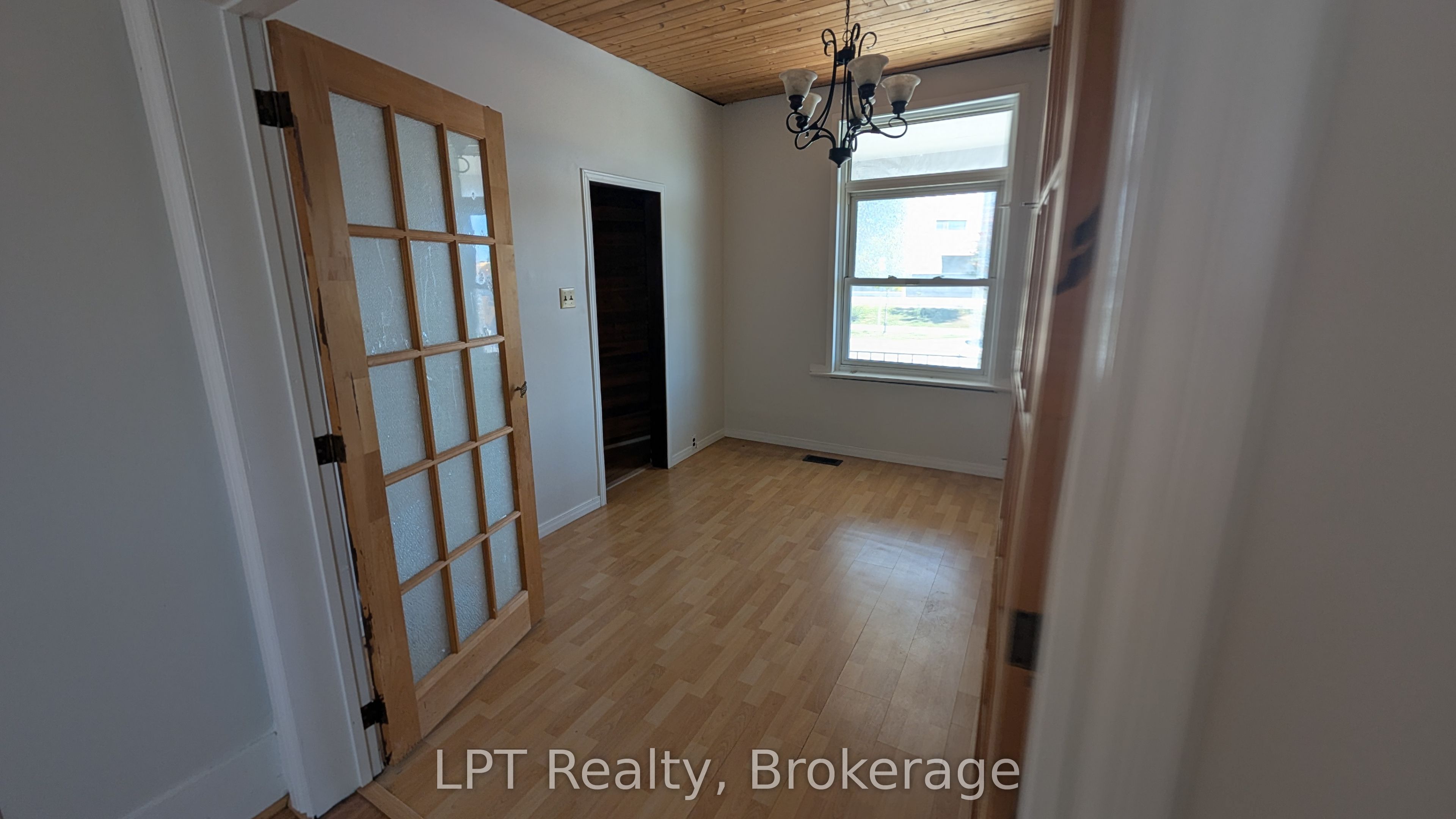 265 Bethune Street Property Photo 11
