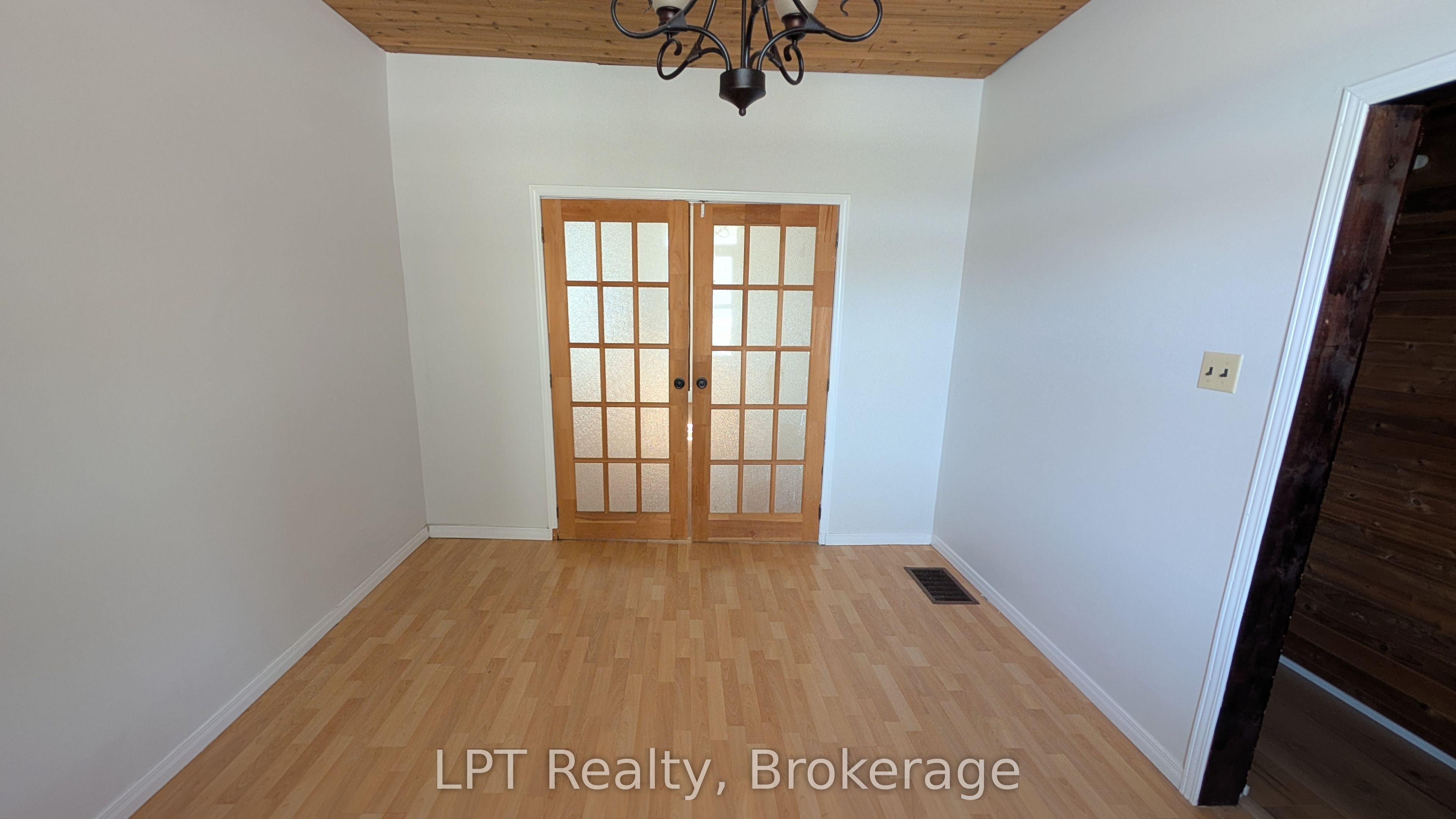 265 Bethune Street Property Photo 15