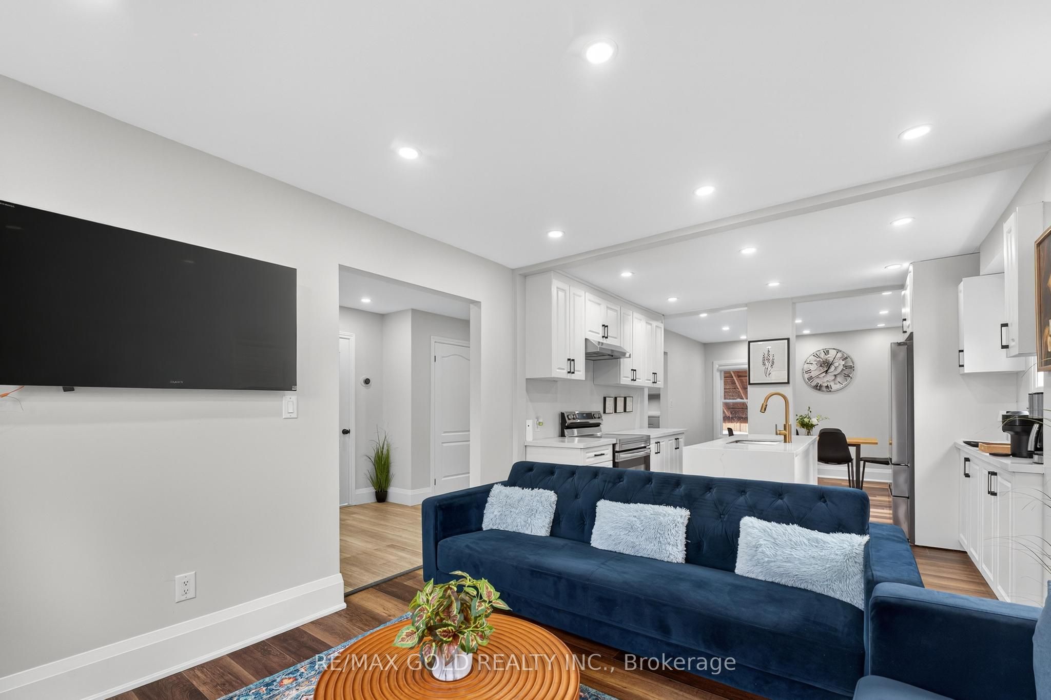 3 Wardrope Avenue Property Photo 6