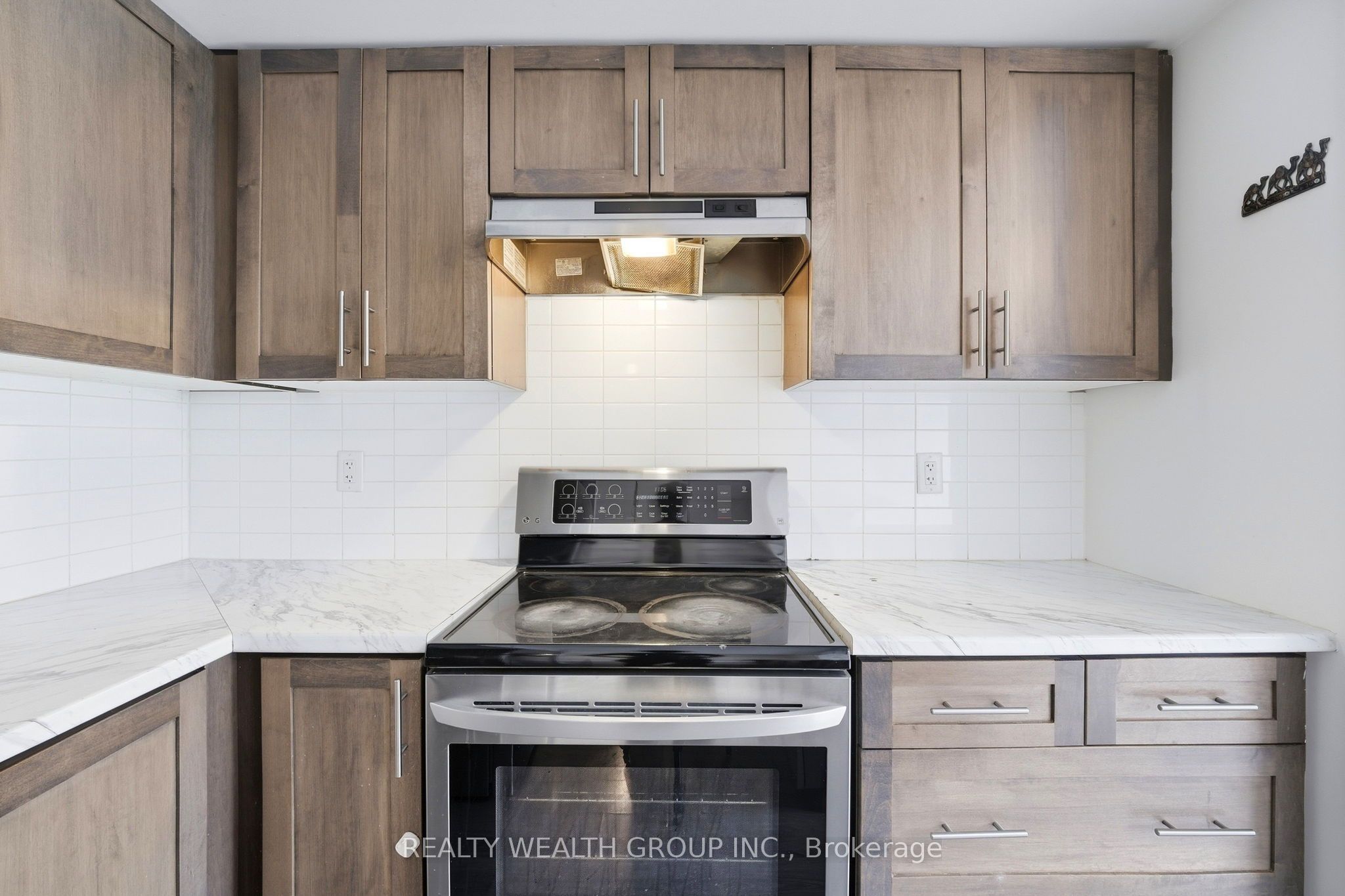 1890 Rymal Road E 177 Property Photo 10