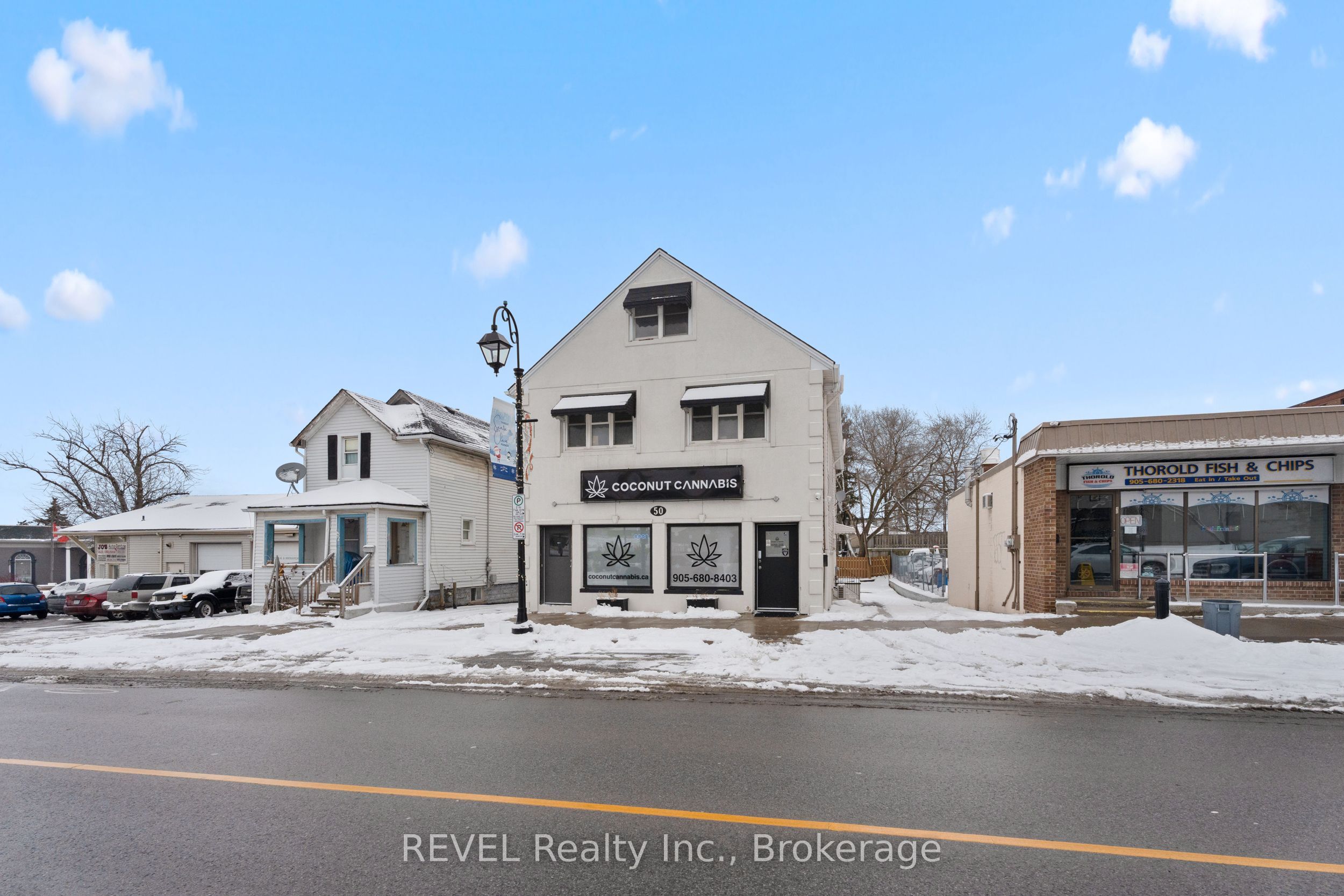 50 Front Street N Property Photo 1