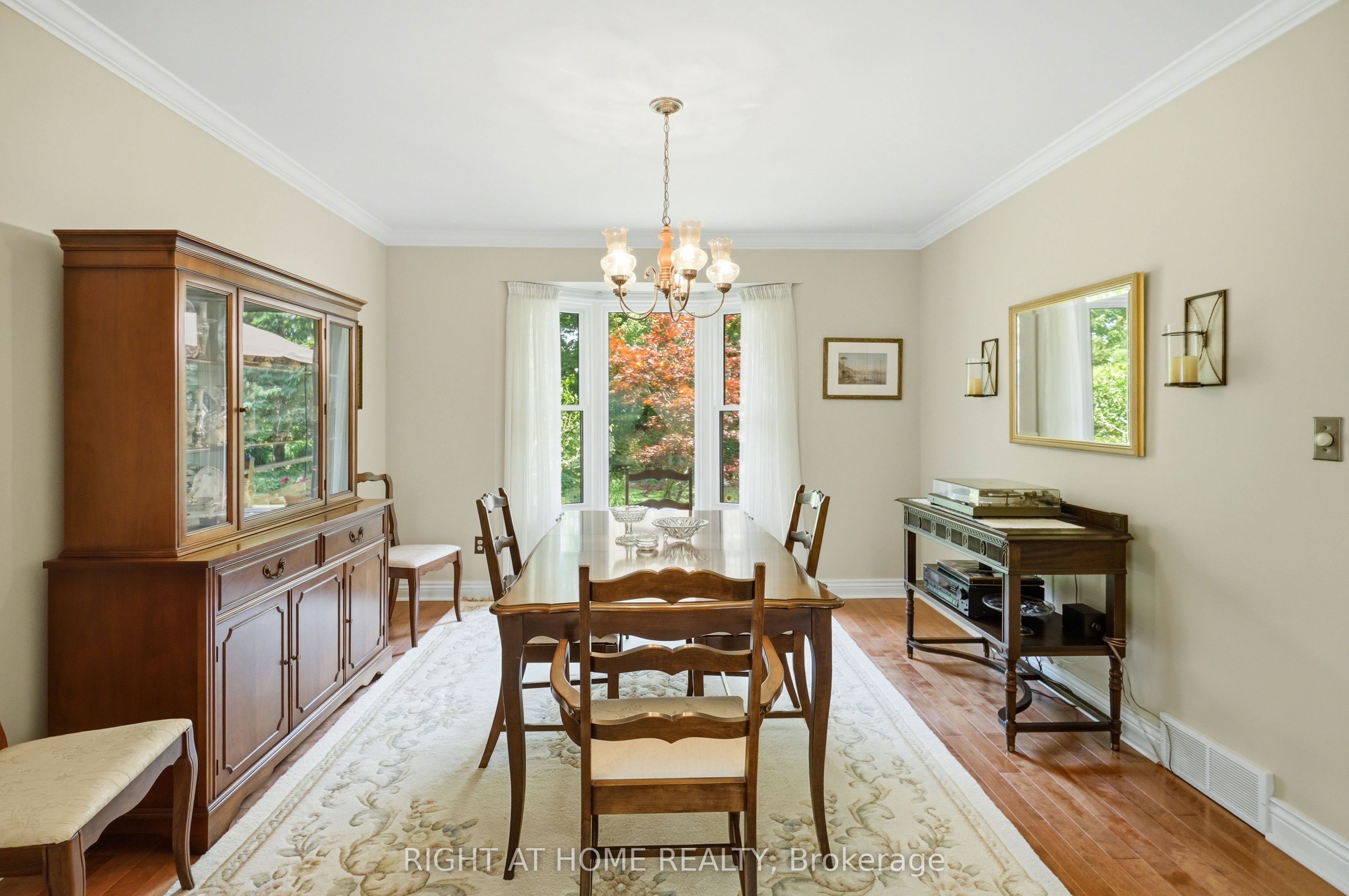 15 The Promenade Property Photo 13