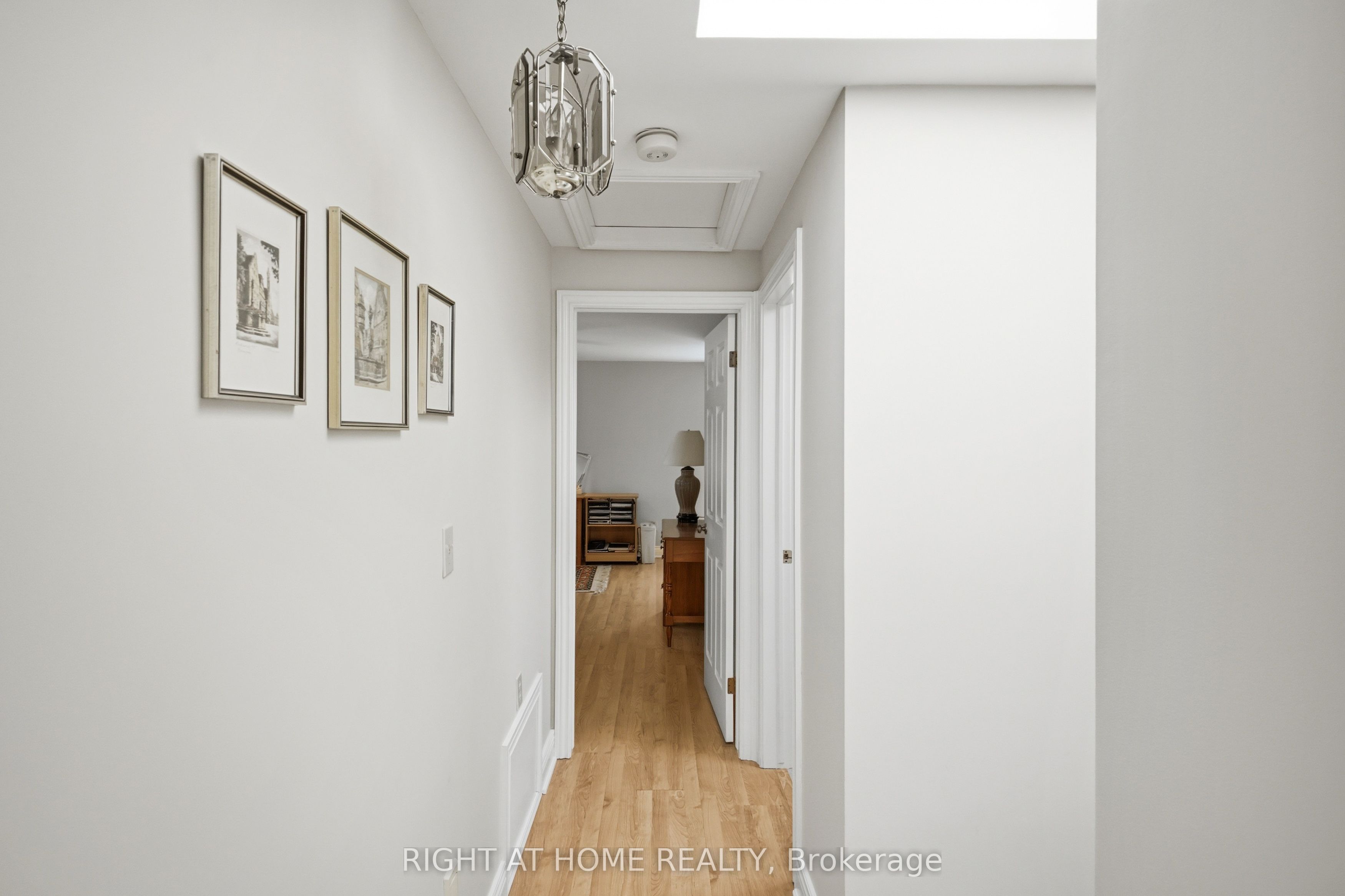 15 The Promenade Property Photo 24