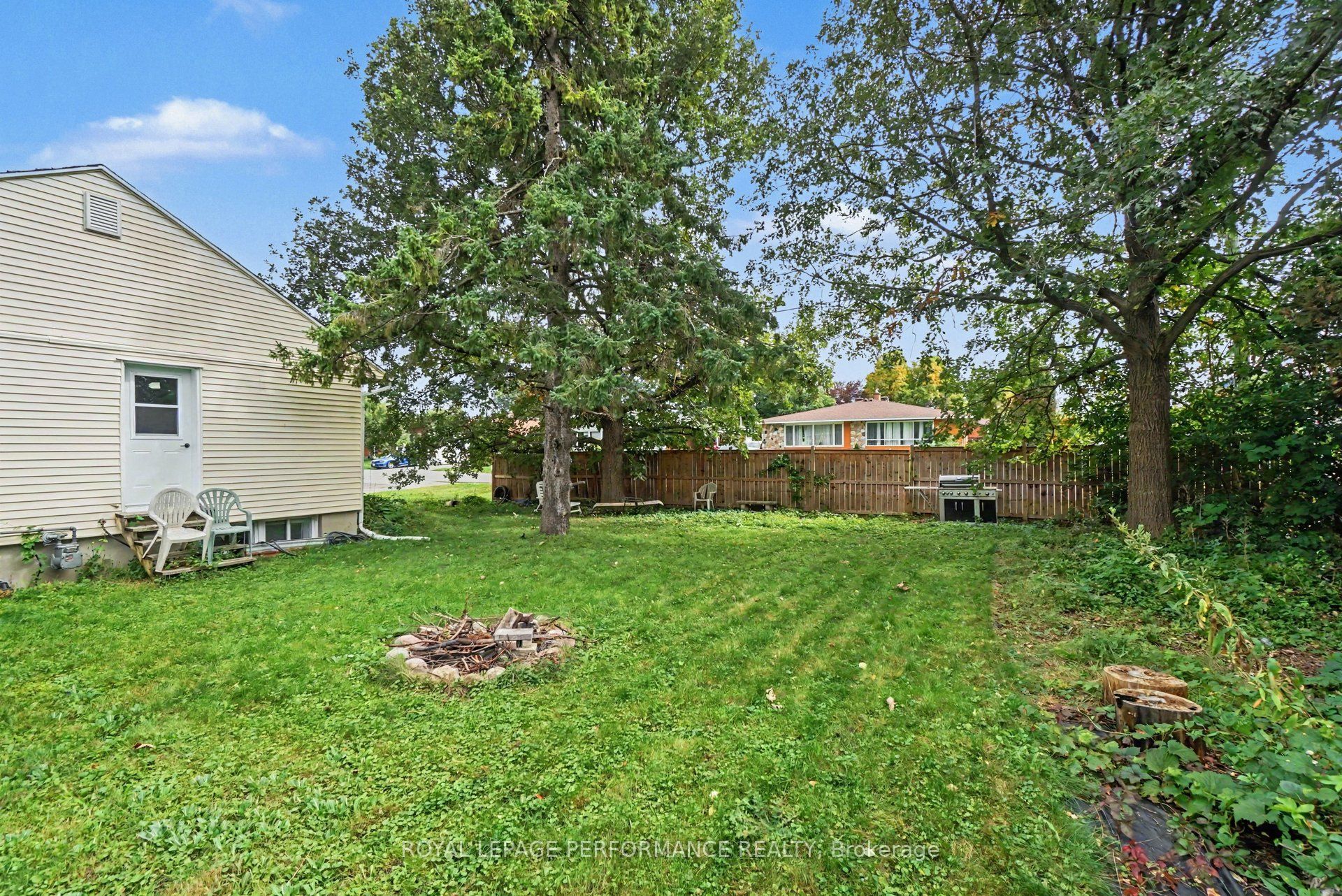 119 Fieldrow Street Property Photo 7