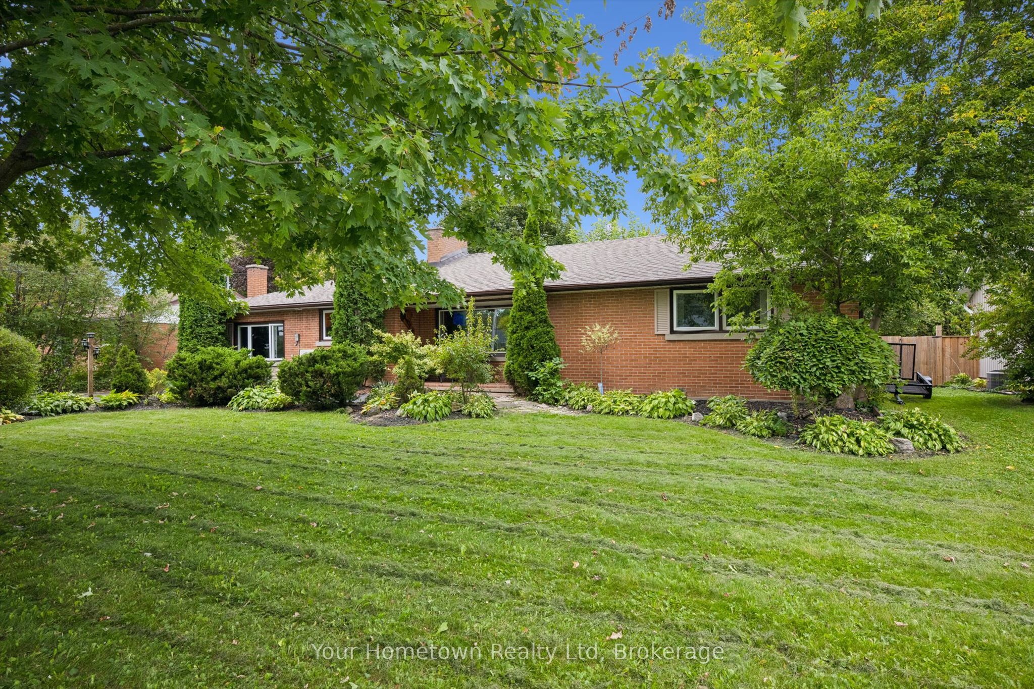 471 Garafraxa Street E Property Photo 3