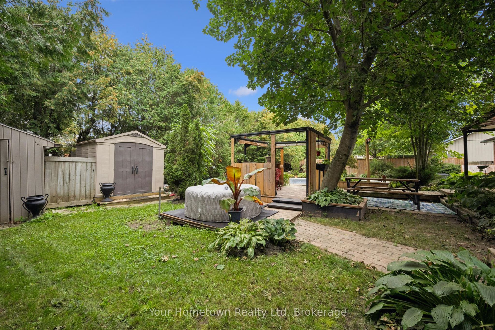 471 Garafraxa Street E Property Photo 37