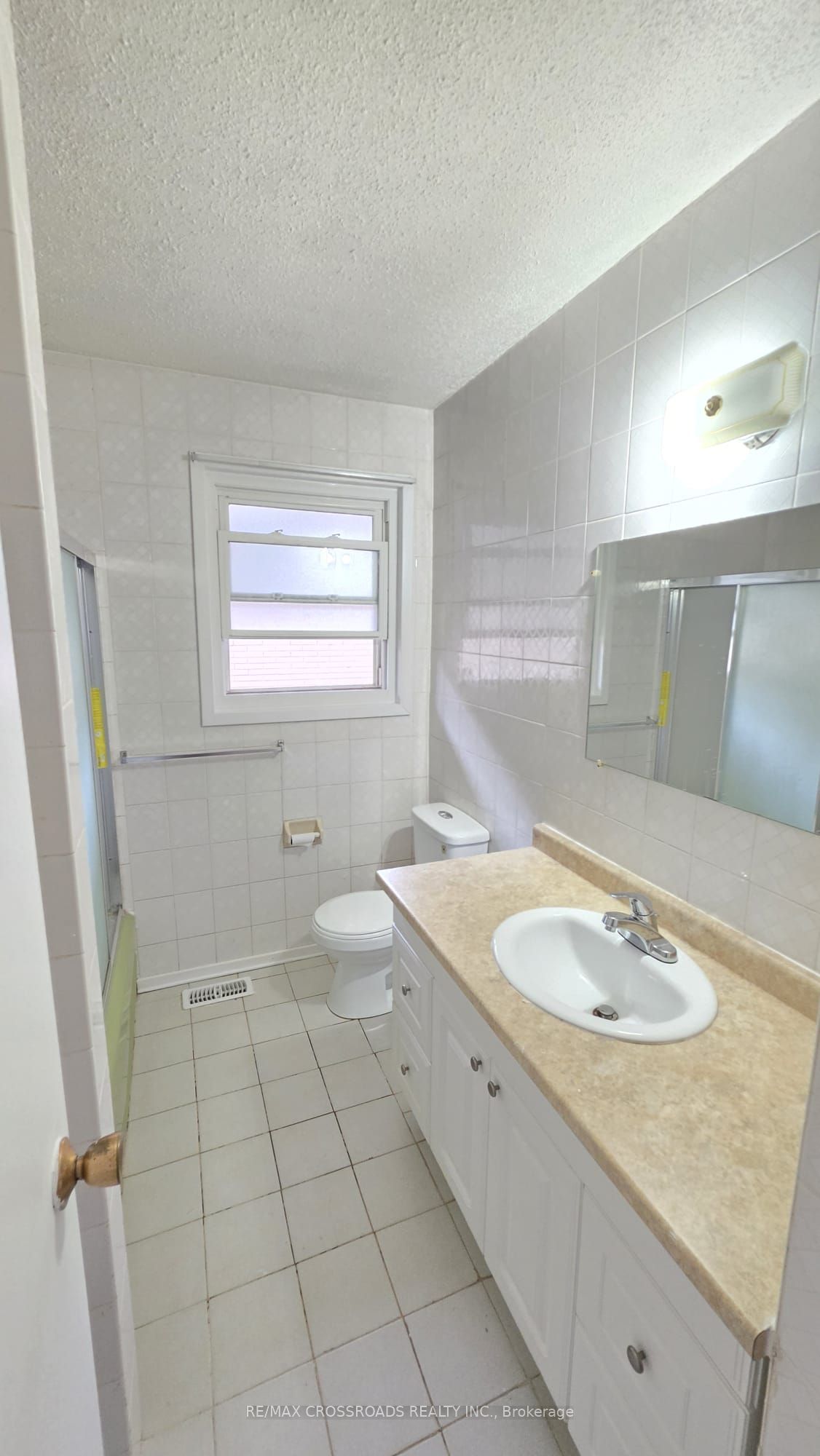 106 Kimberly Crescent Property Photo 12