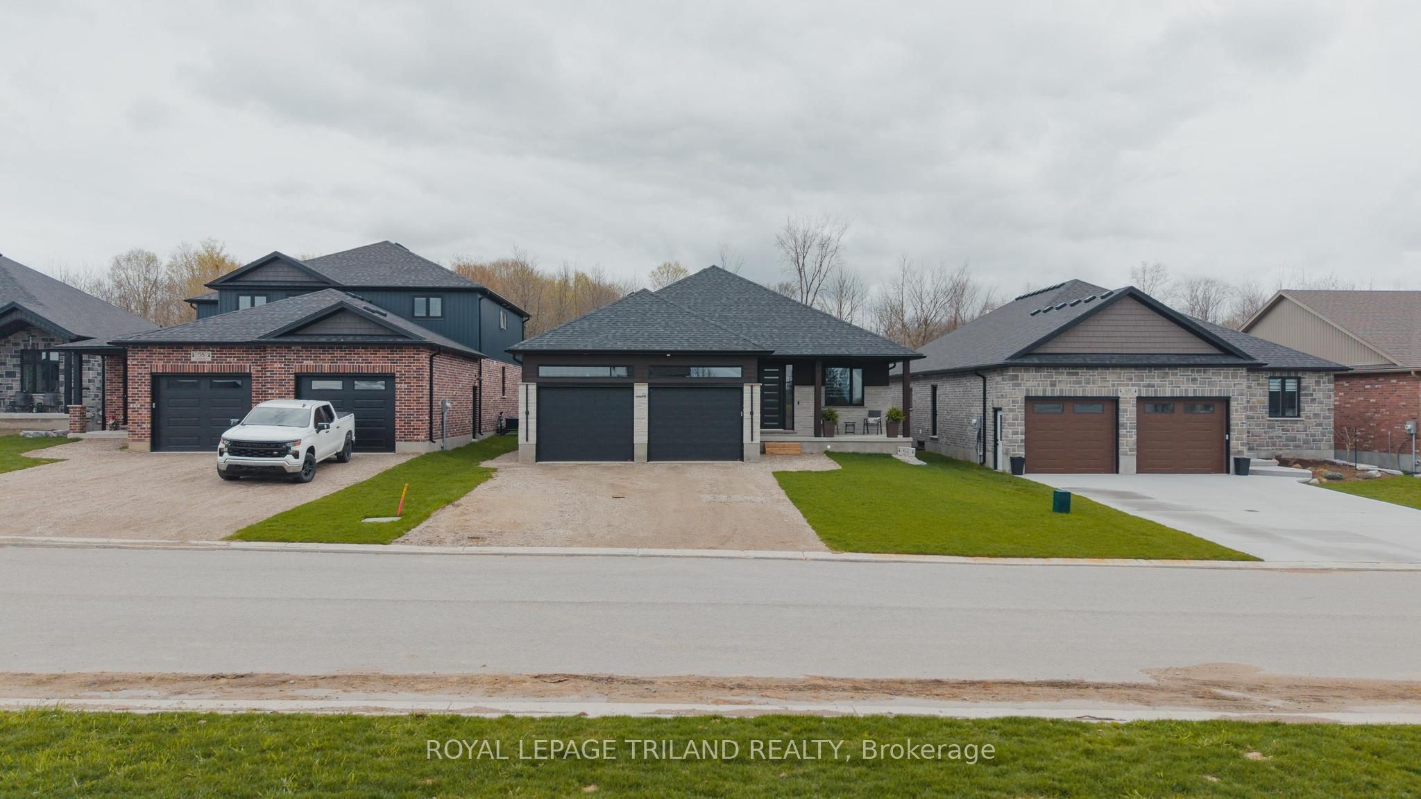 62 Avery Place Property Photo 2