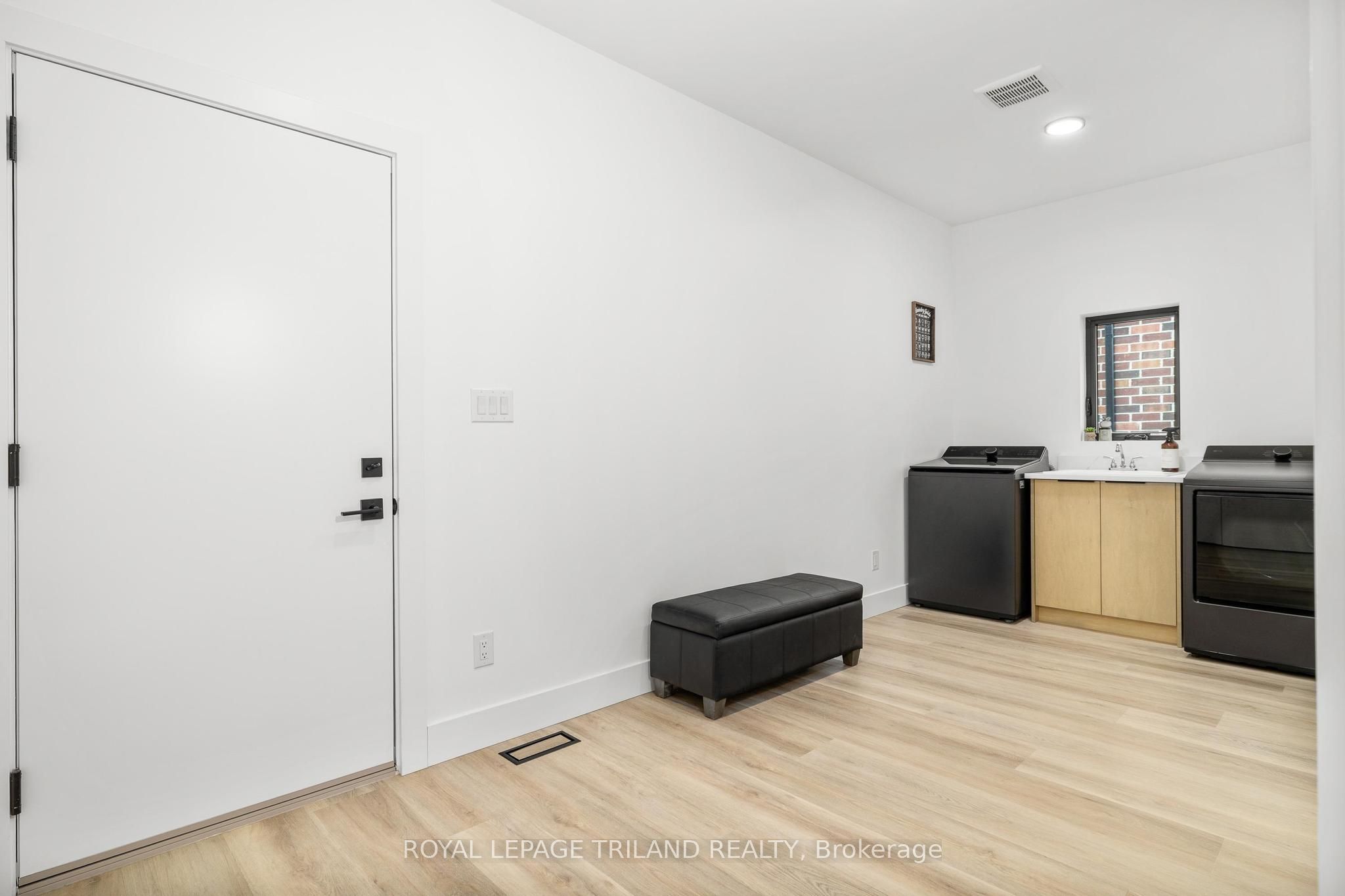 62 Avery Place Property Photo 17