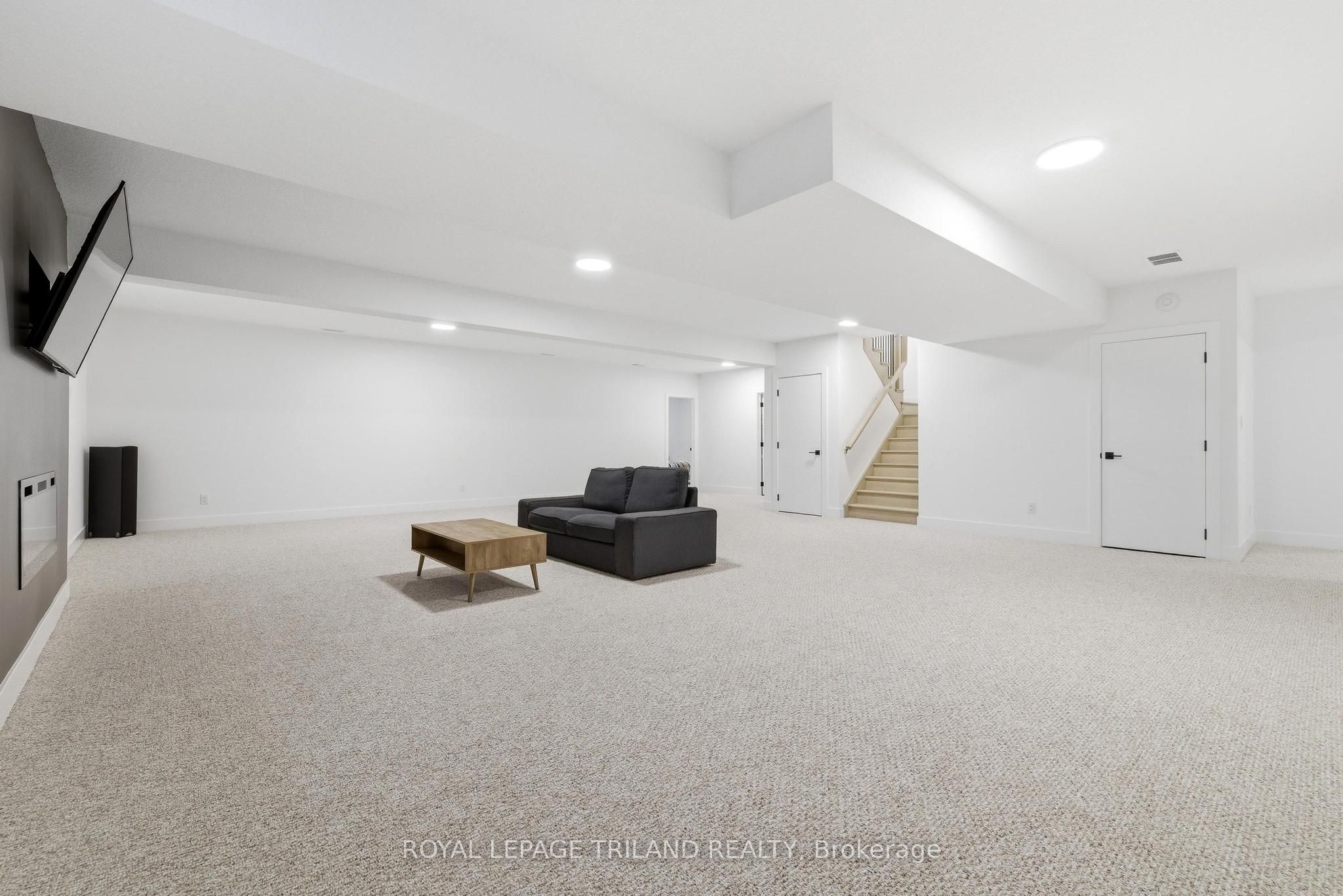 62 Avery Place Property Photo 23