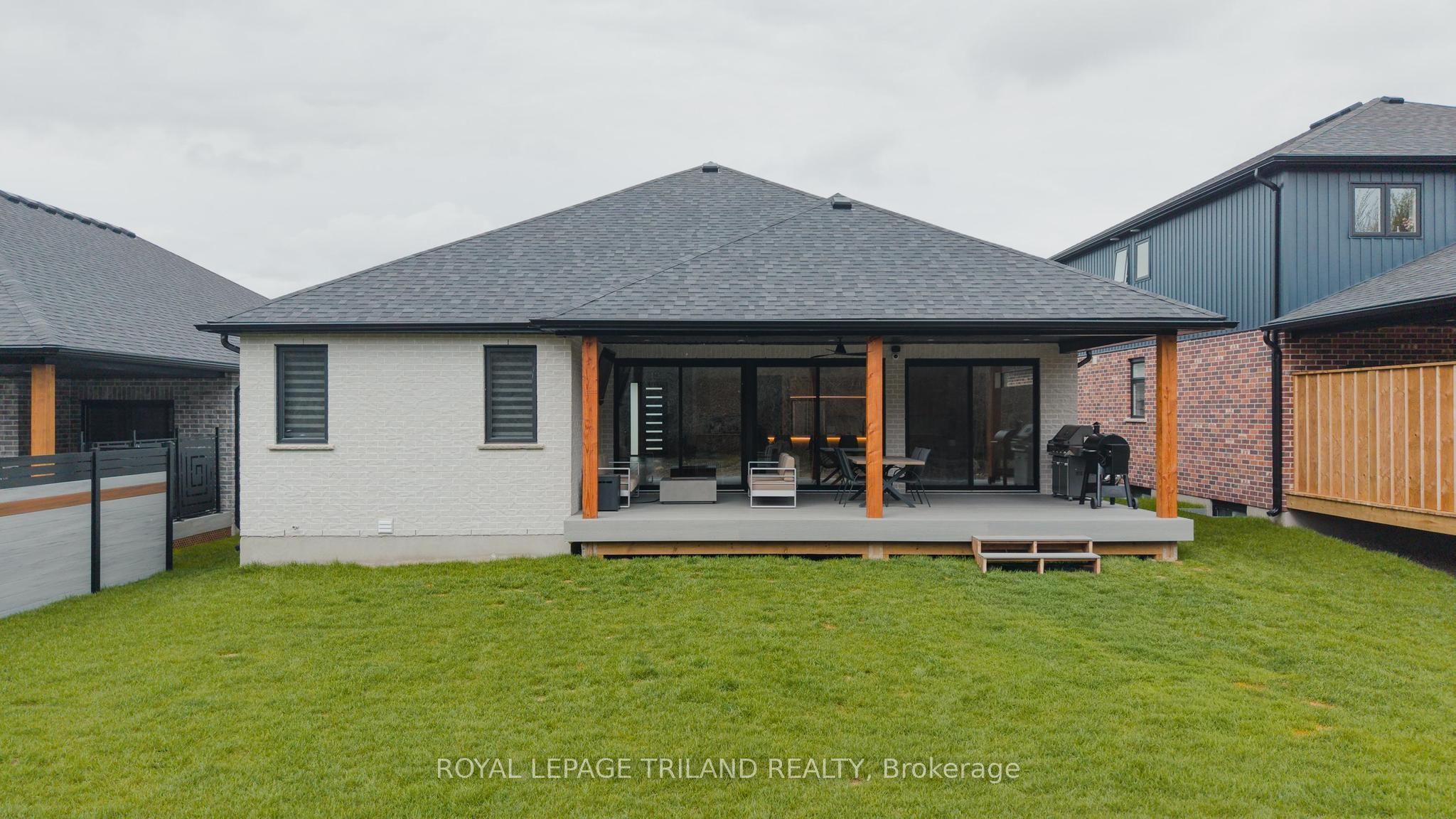 62 Avery Place Property Photo 31