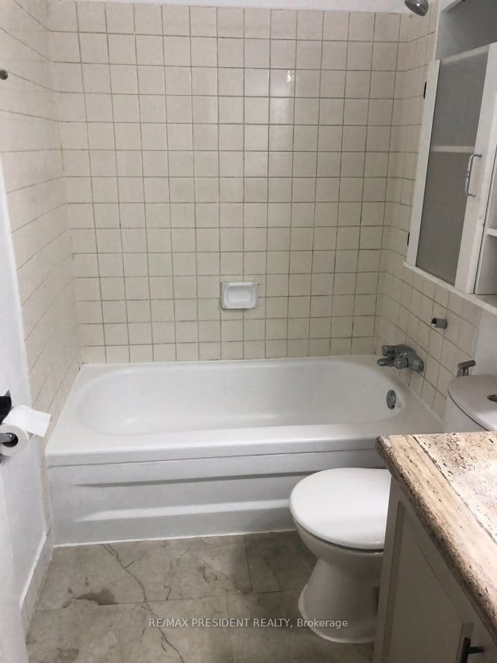 29 West Avenue W 111 Property Photo 17