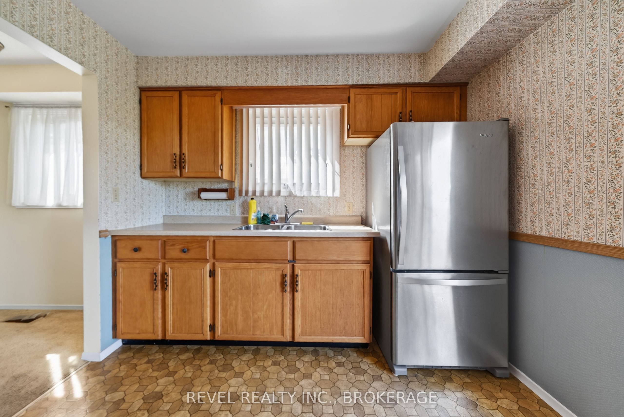 126 Grenadier Drive Property Photo 15