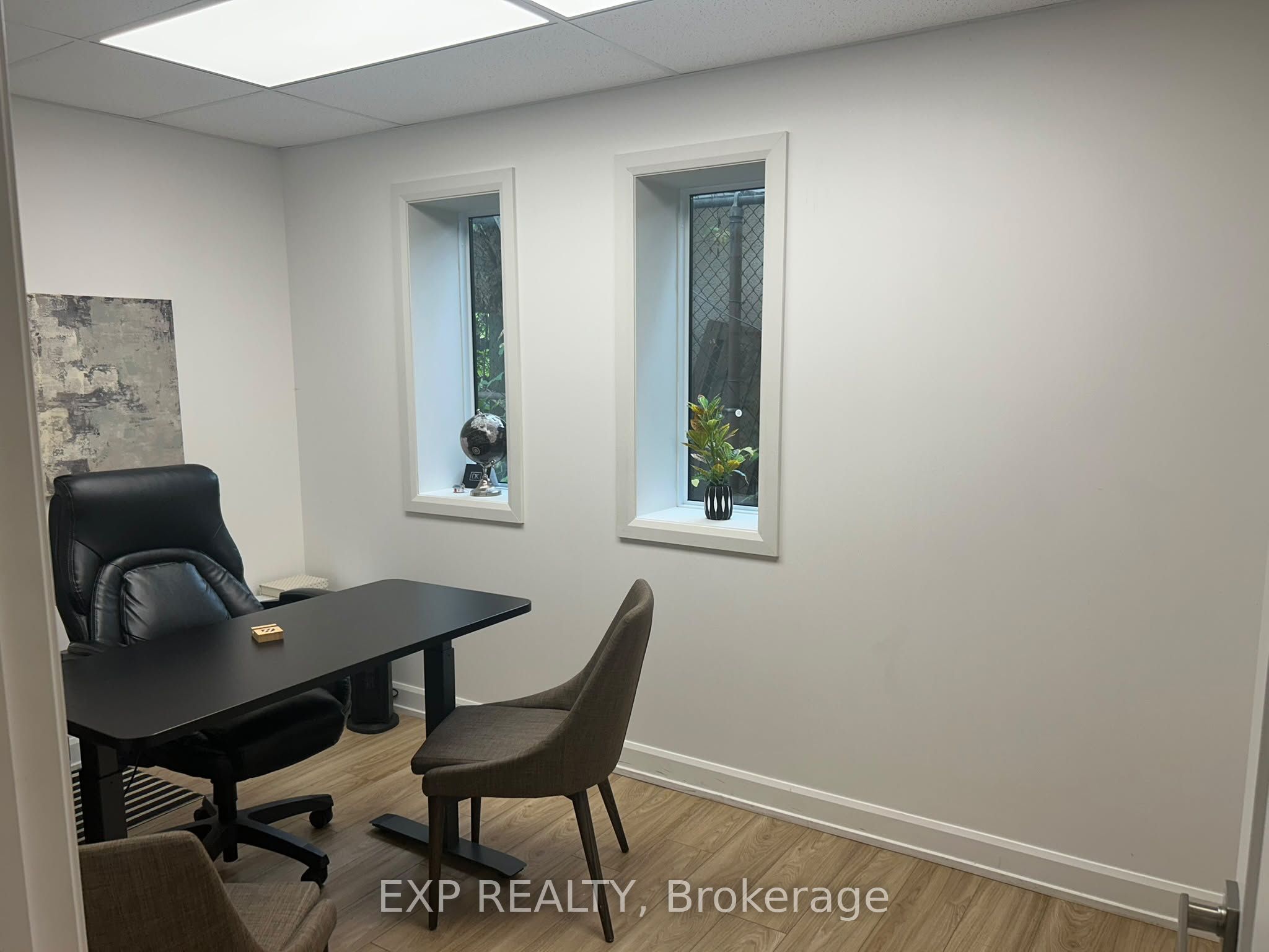 1665 Bank Street Office 3 Property Photo 9