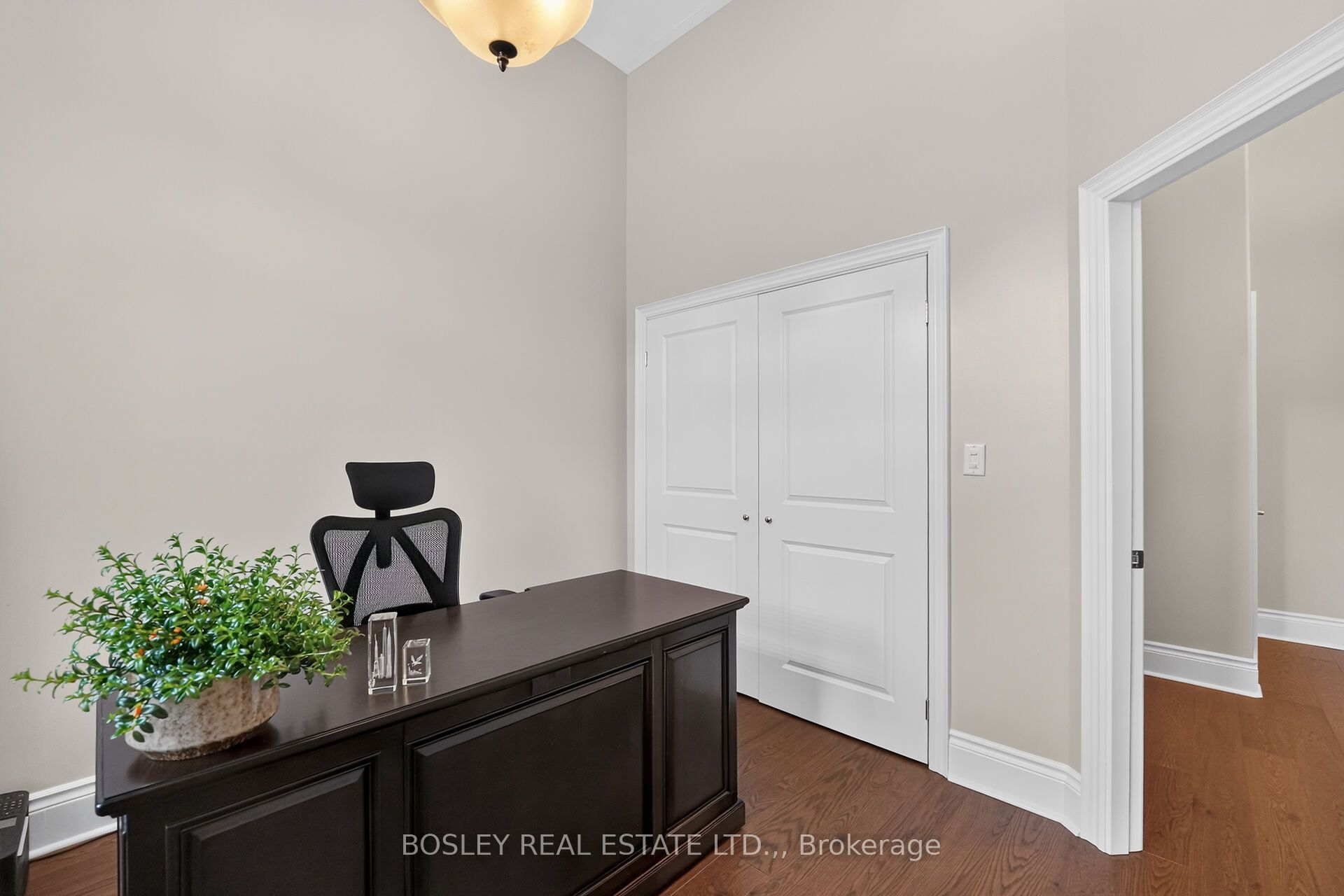 33 Bay Berry Lane Property Photo 19