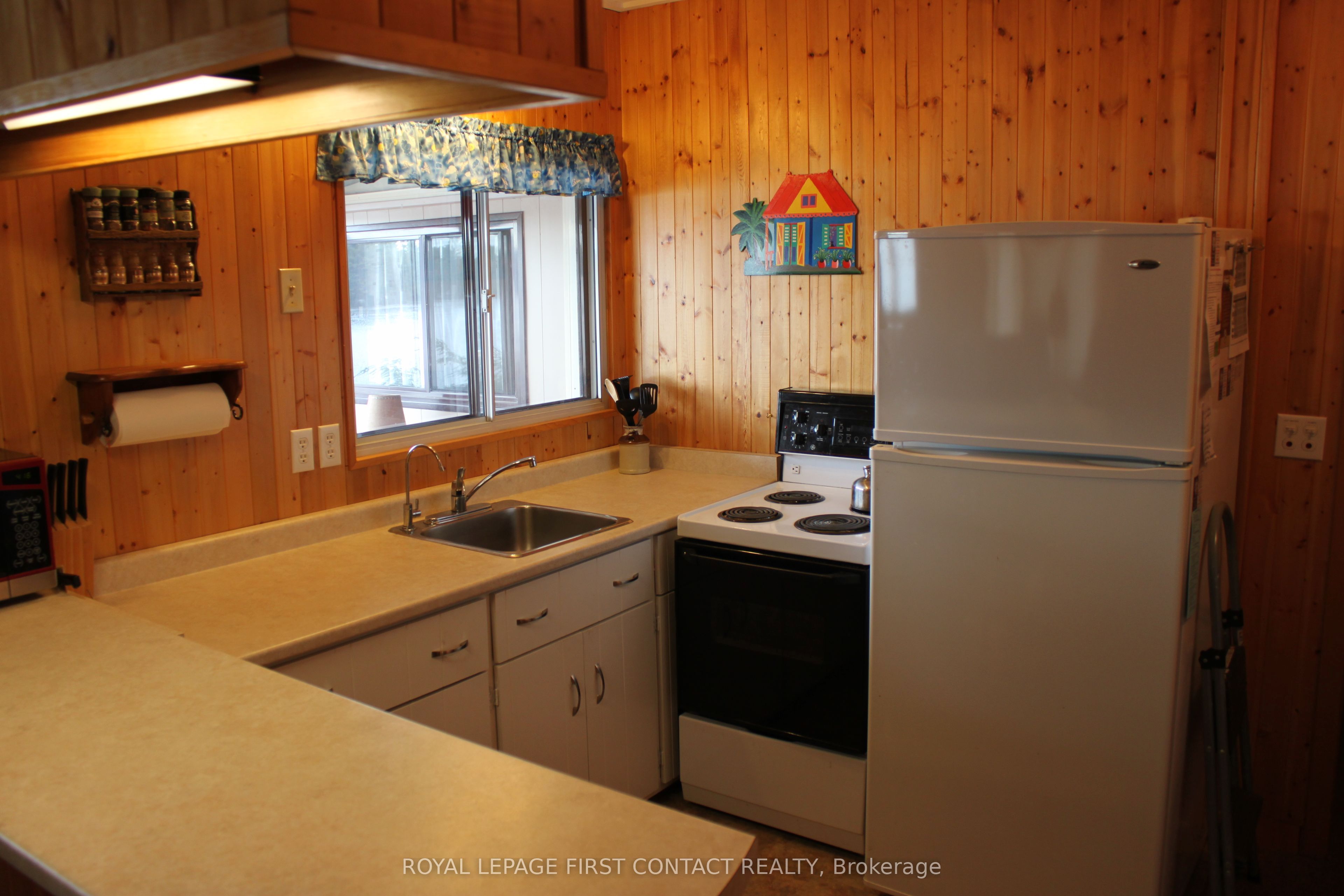 10 Healey Lake Road Property Photo 7