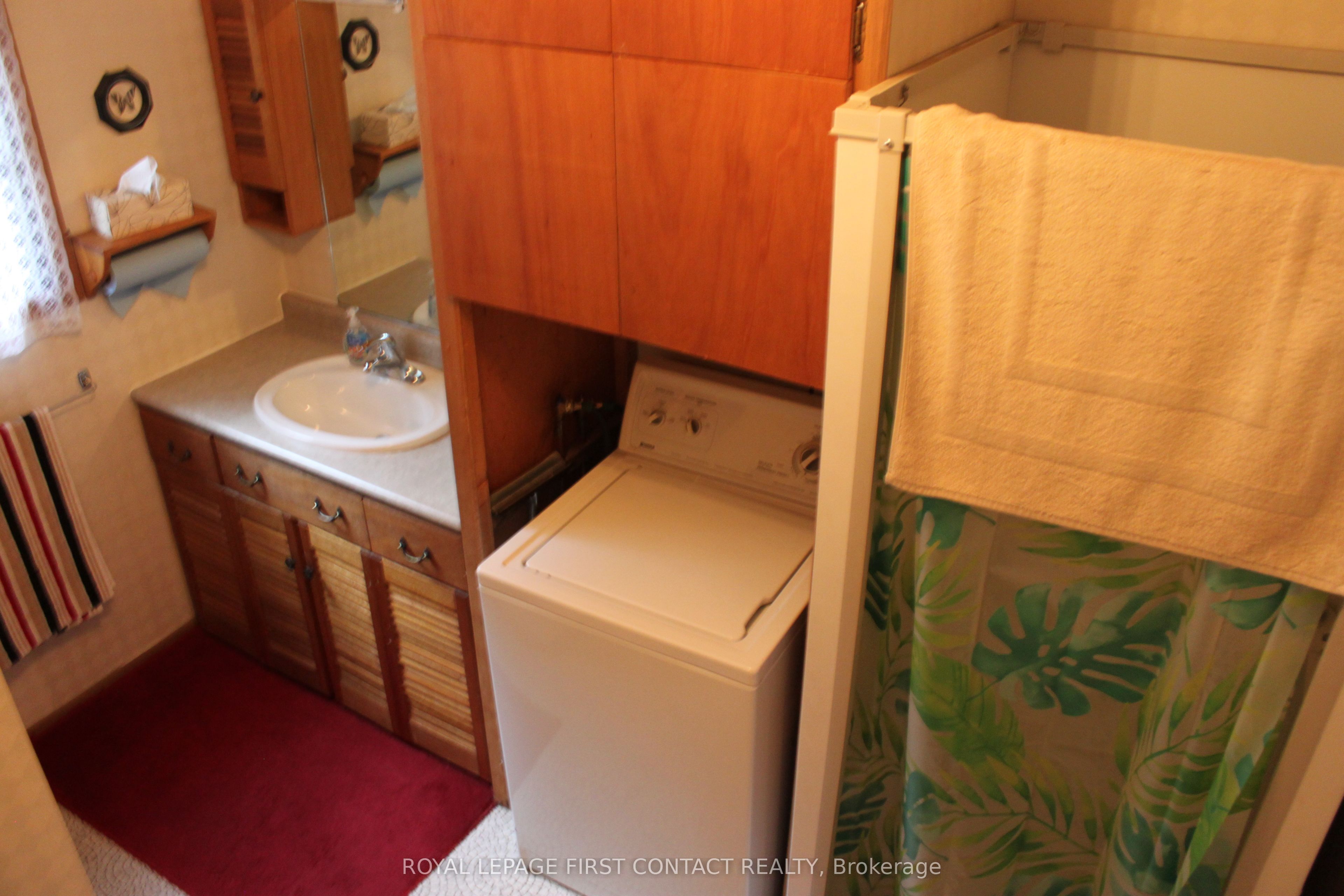 10 Healey Lake Road Property Photo 16