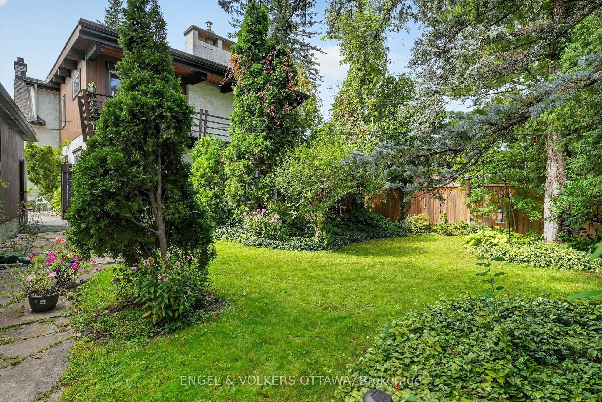 2101 Alta Vista Drive Property Photo 49