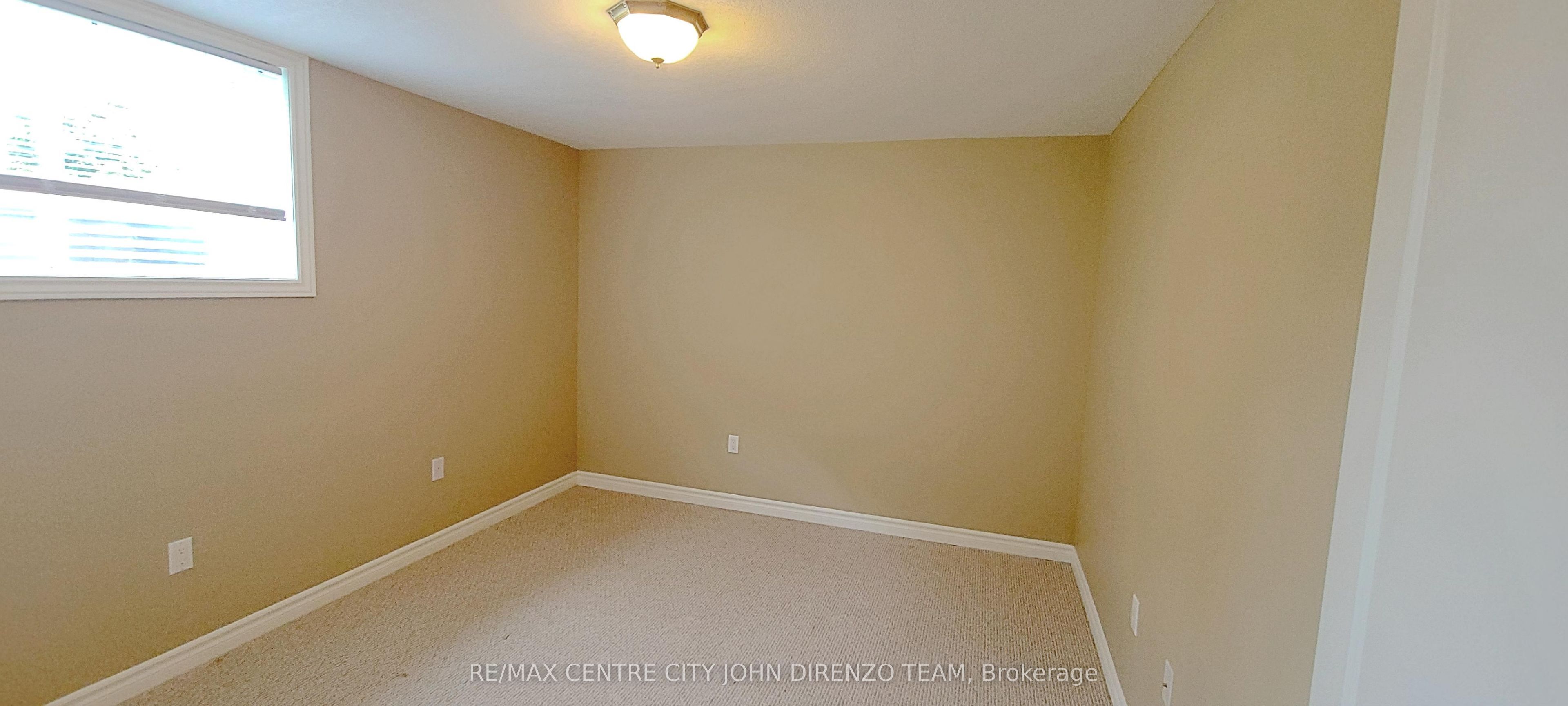 1 Vineden Drive 11 Property Photo 19