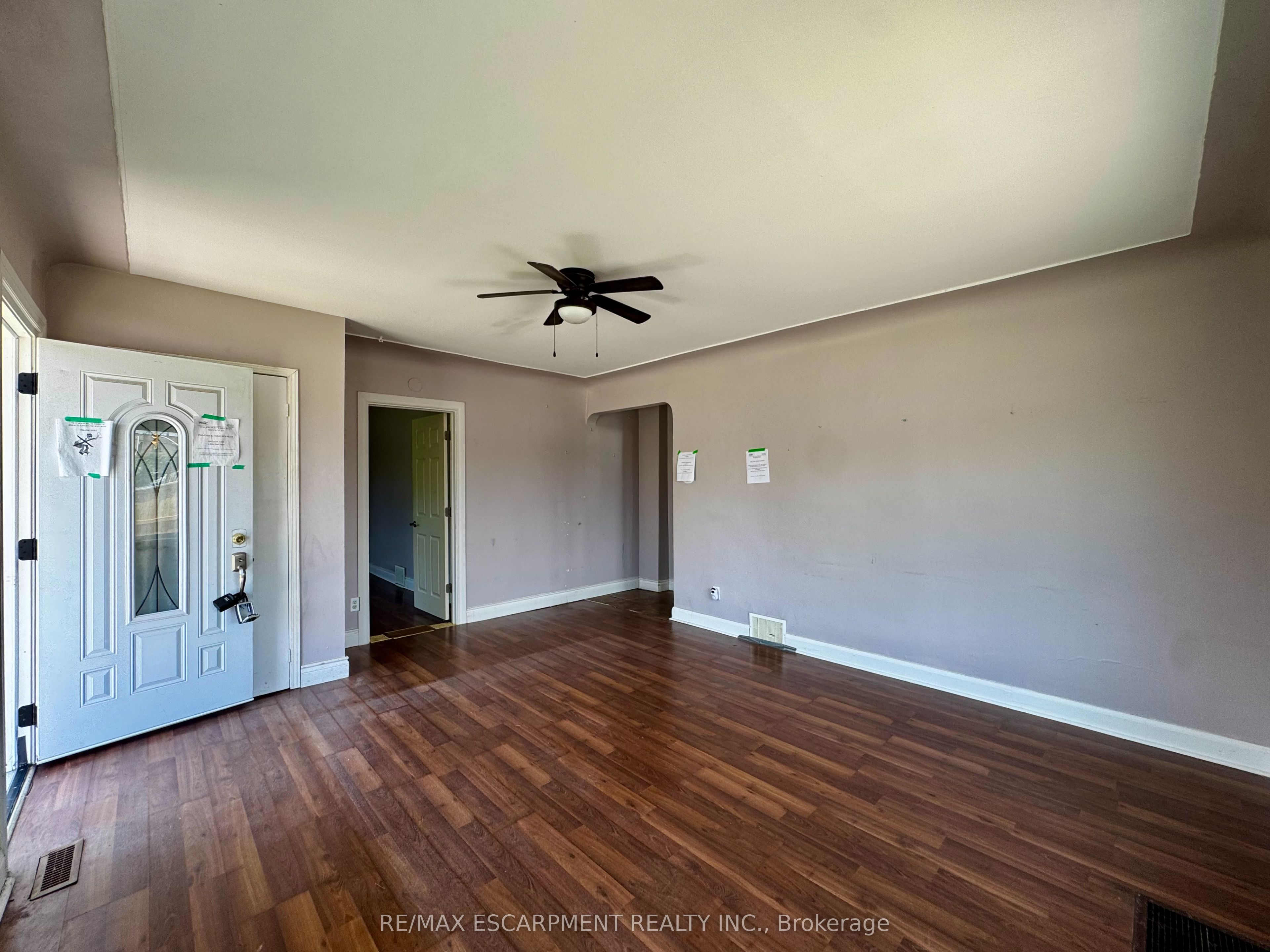 89 Lincoln Avenue Property Photo 3