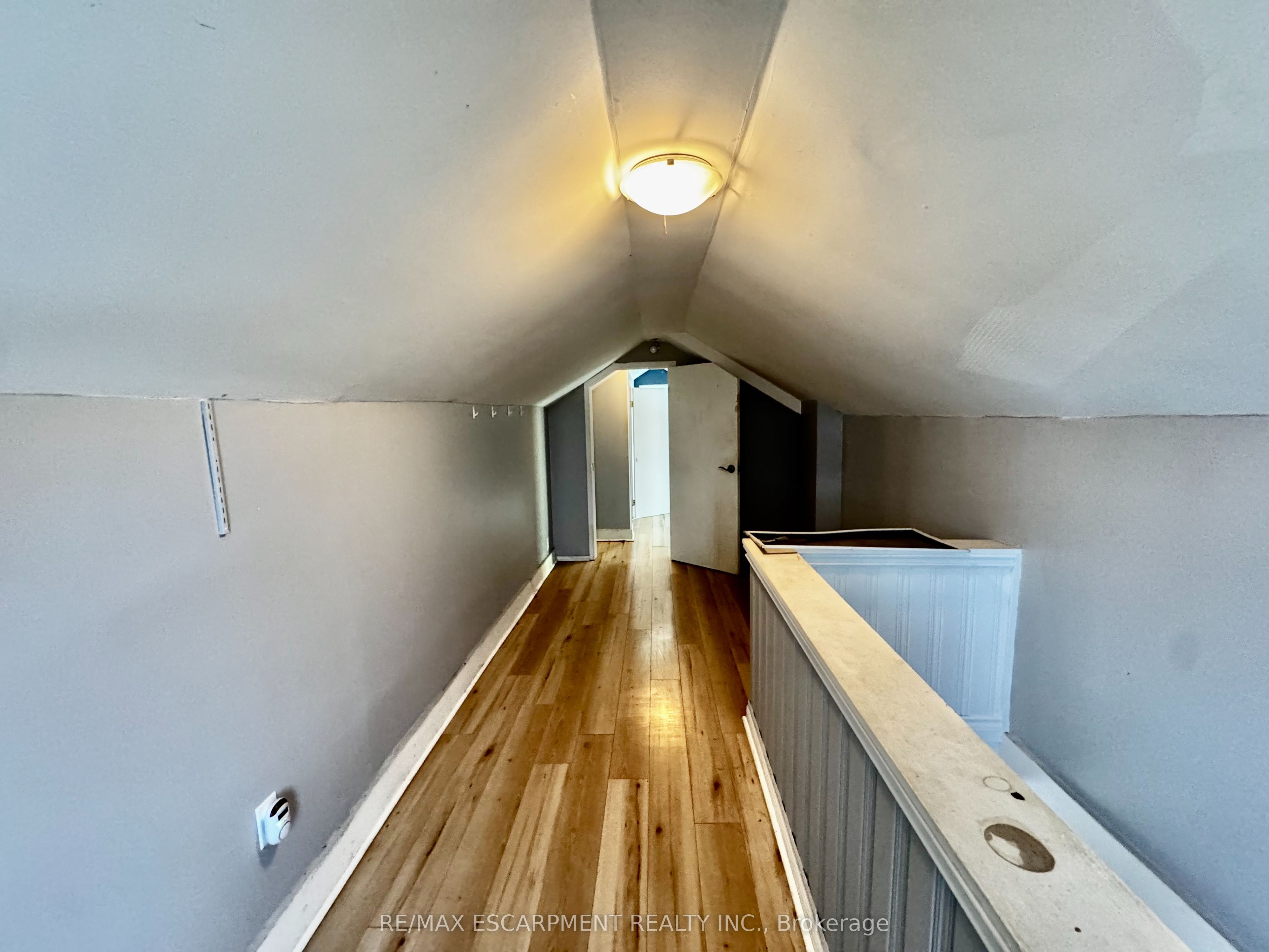 89 Lincoln Avenue Property Photo 9