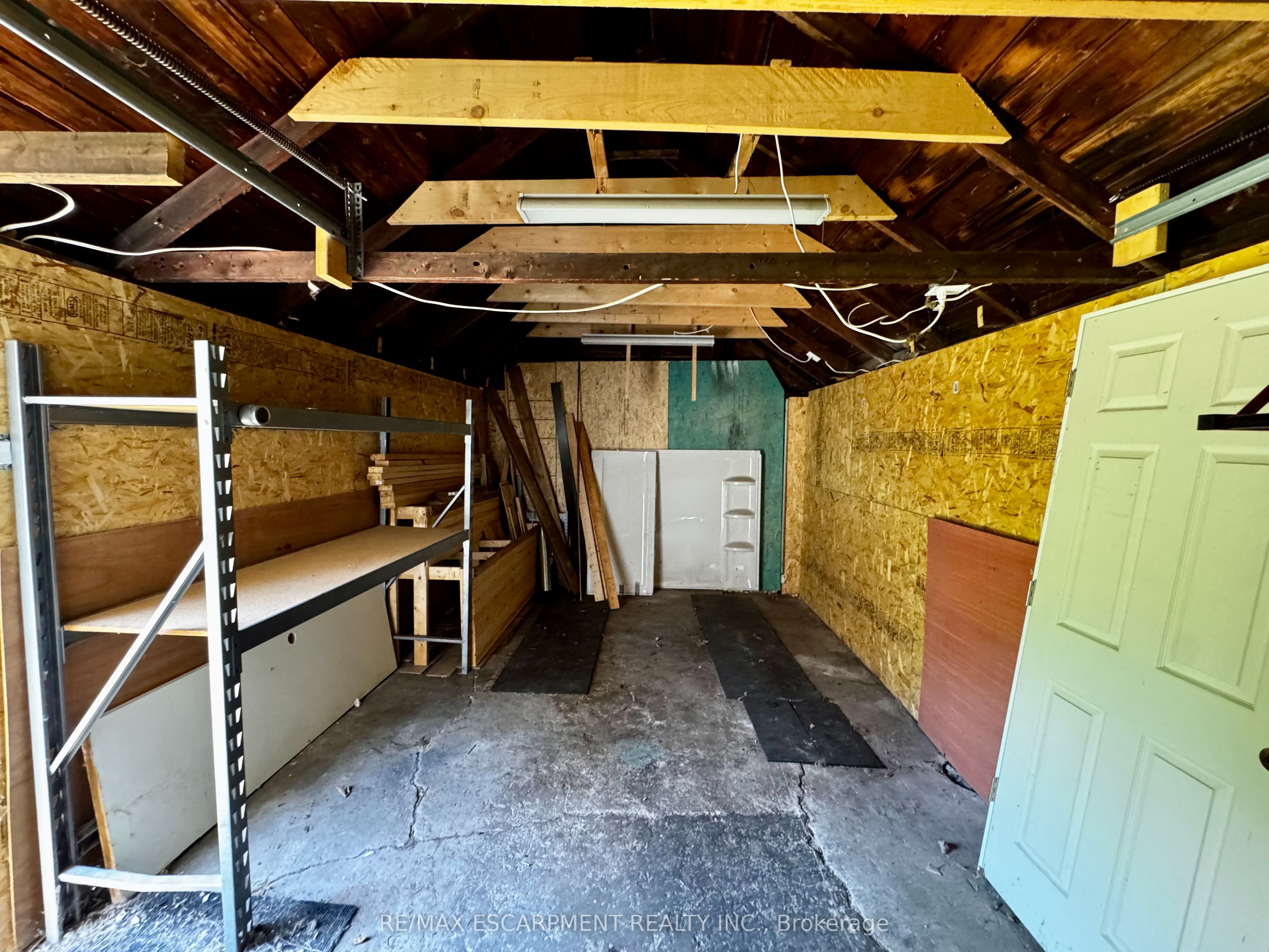 89 Lincoln Avenue Property Photo 12